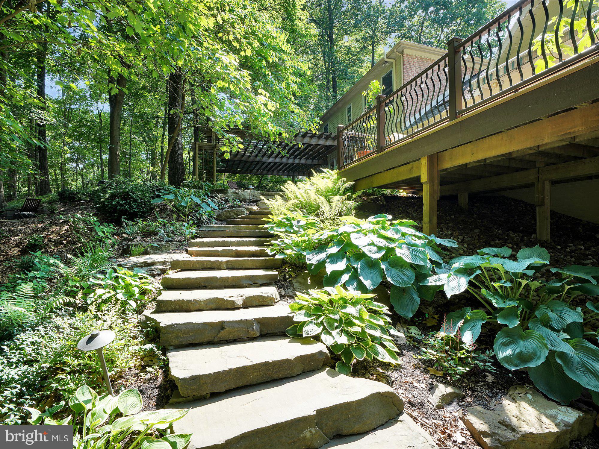 STONEY RUN - Residential
