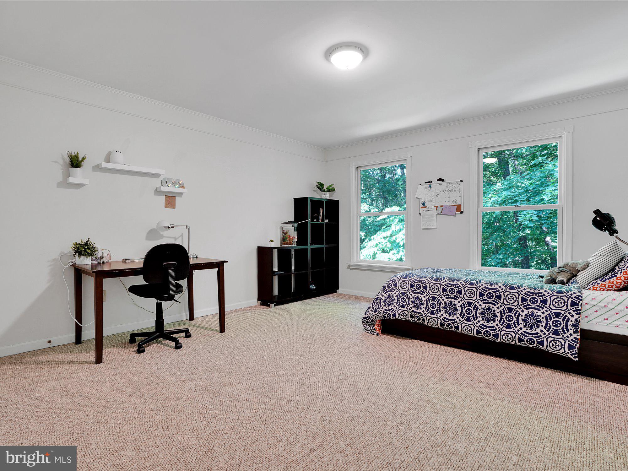 STONEY RUN - Residential