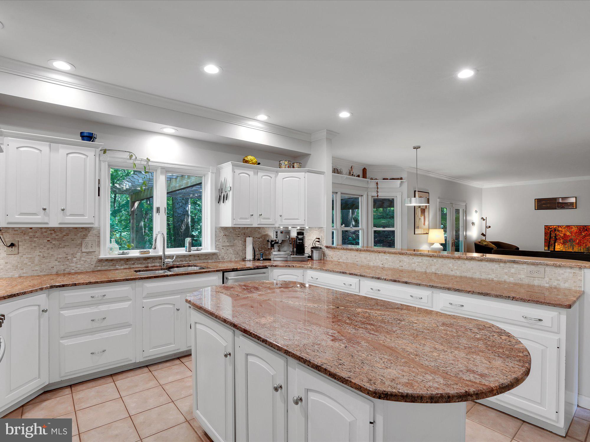 STONEY RUN - Residential