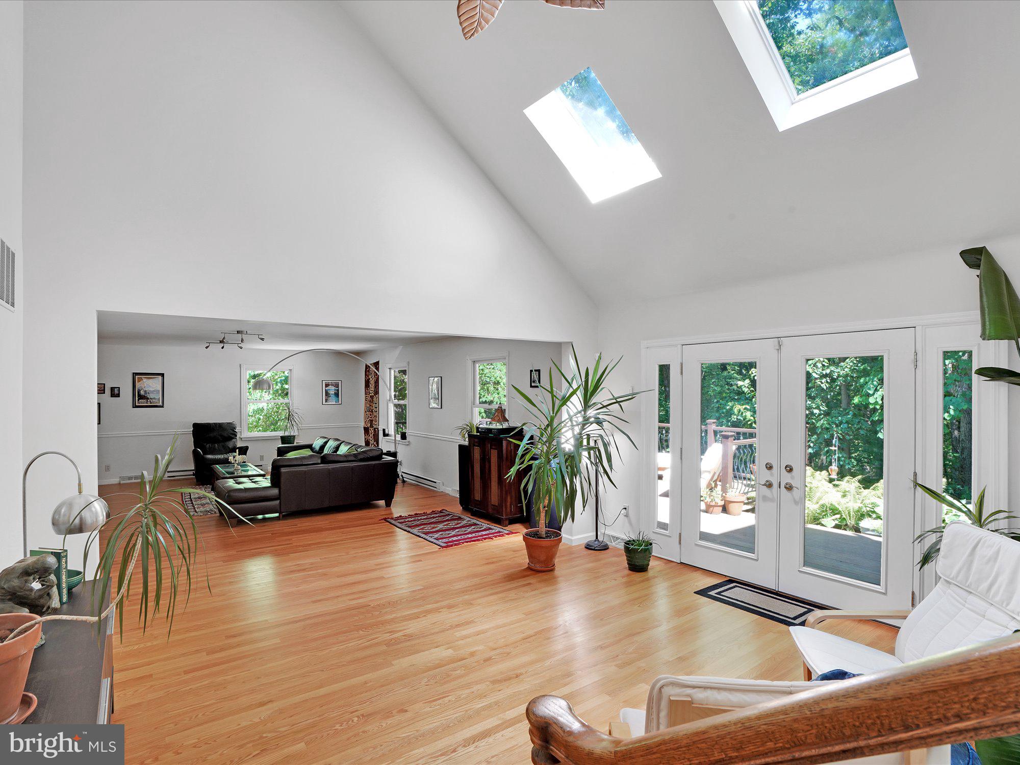 STONEY RUN - Residential