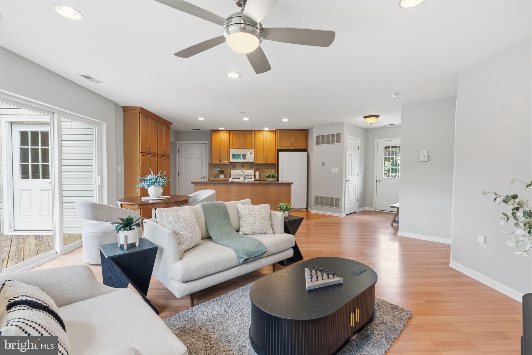 LANDIS GREENE - Residential