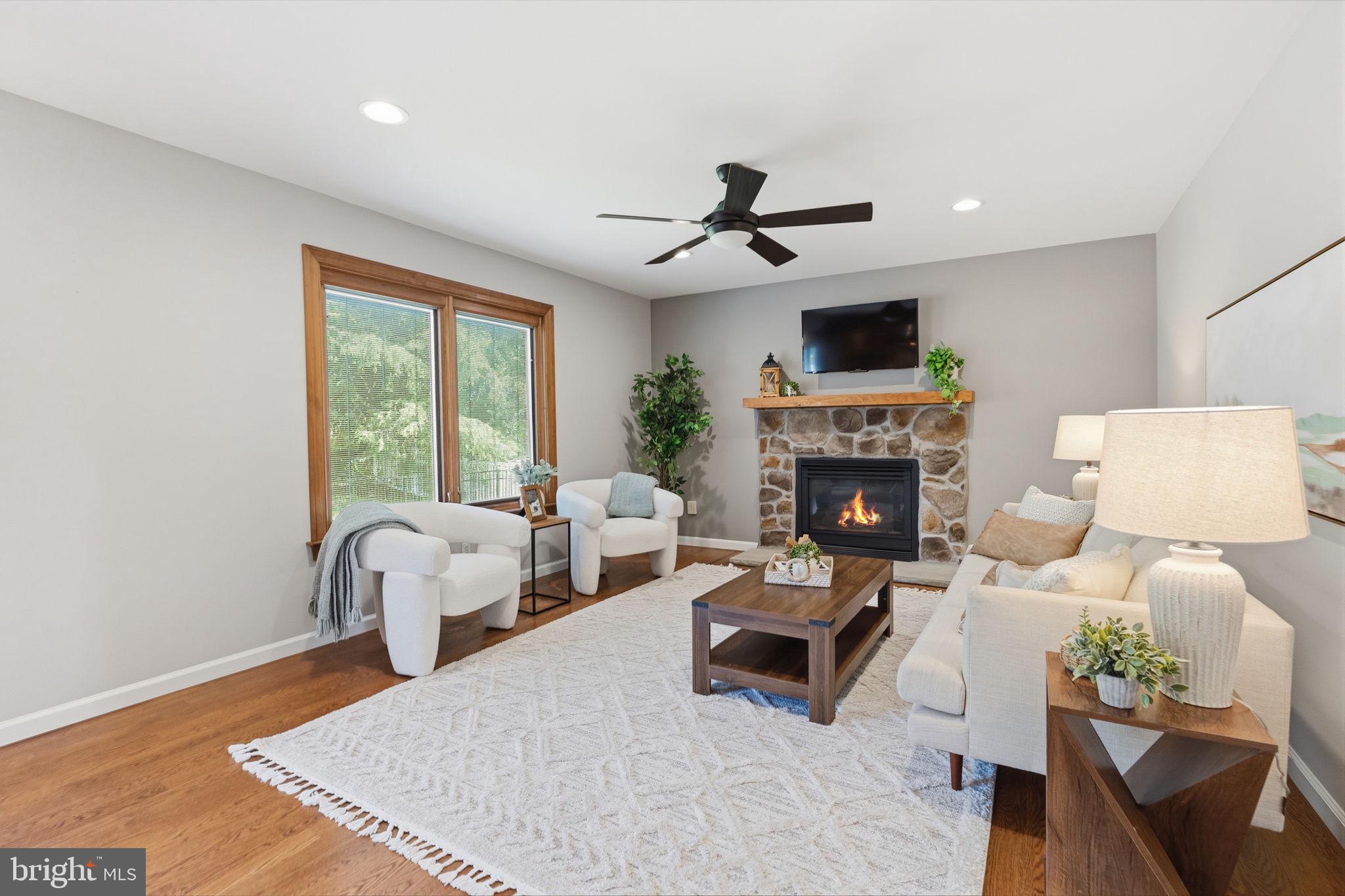LANDIS GREENE - Residential