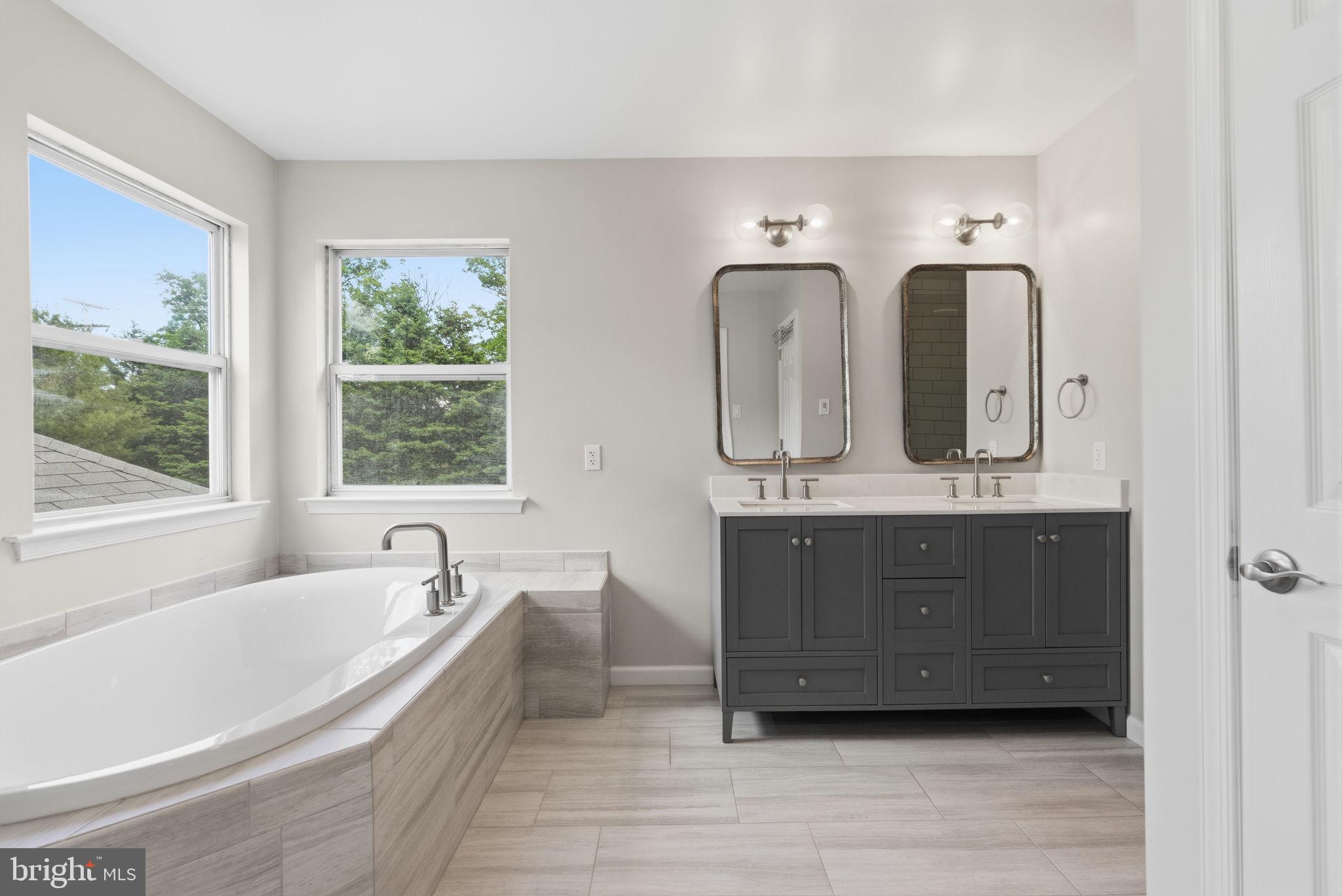 LANDIS GREENE - Residential