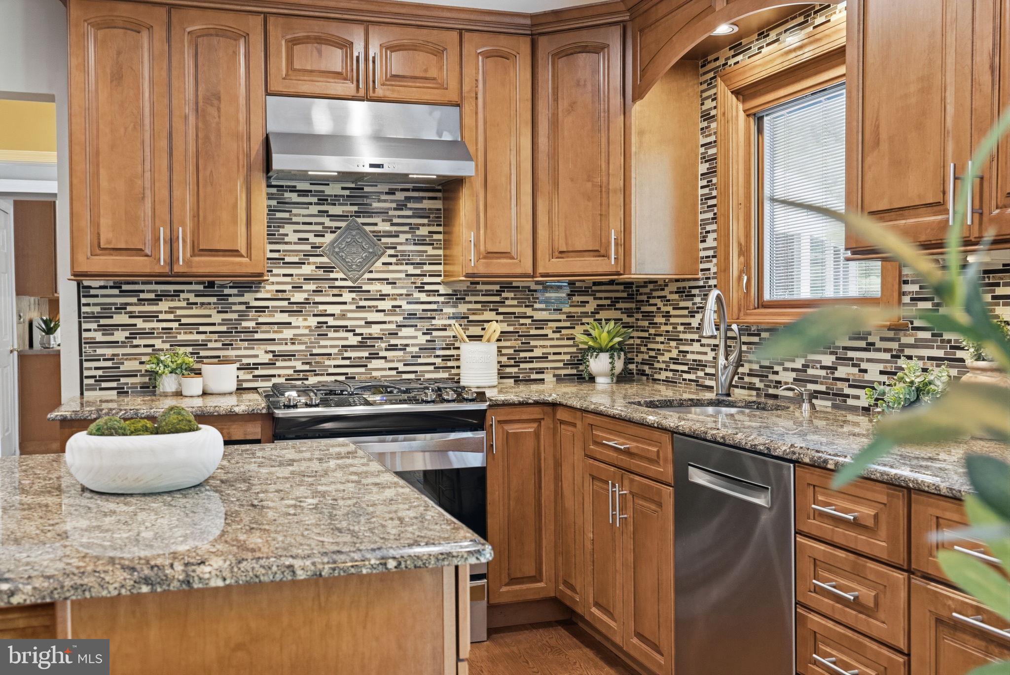 LANDIS GREENE - Residential