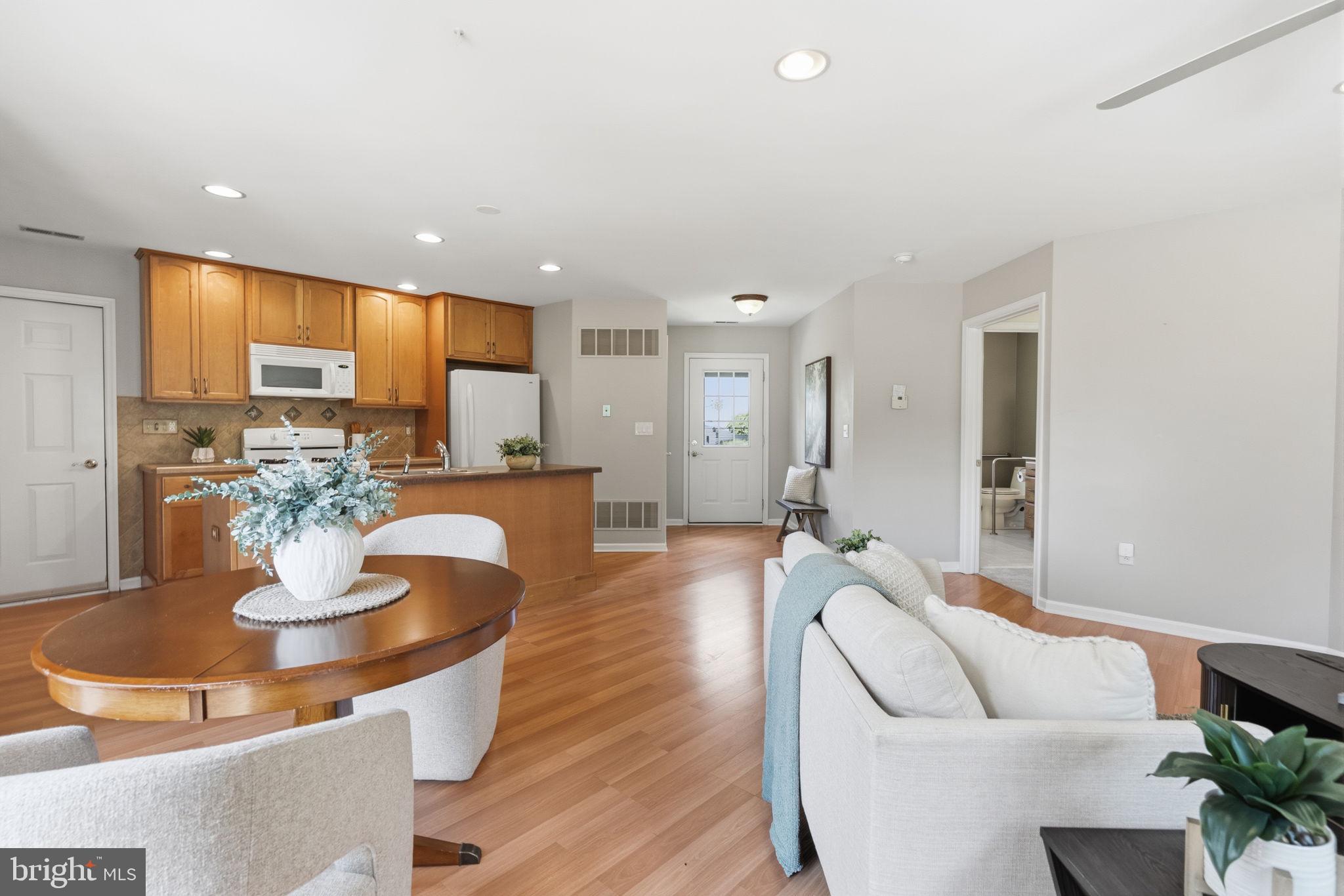LANDIS GREENE - Residential