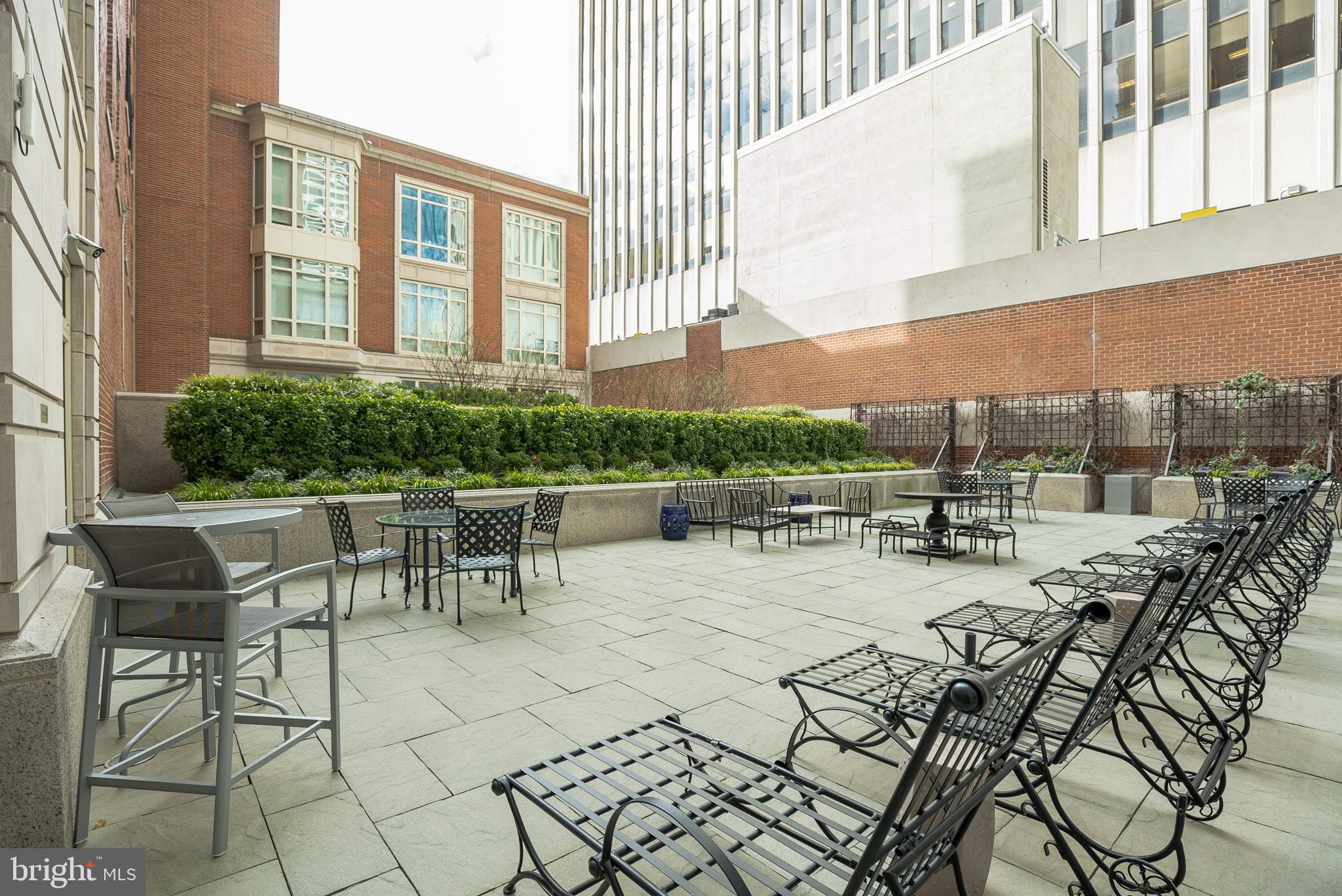 RITTENHOUSE SQUARE - Residential