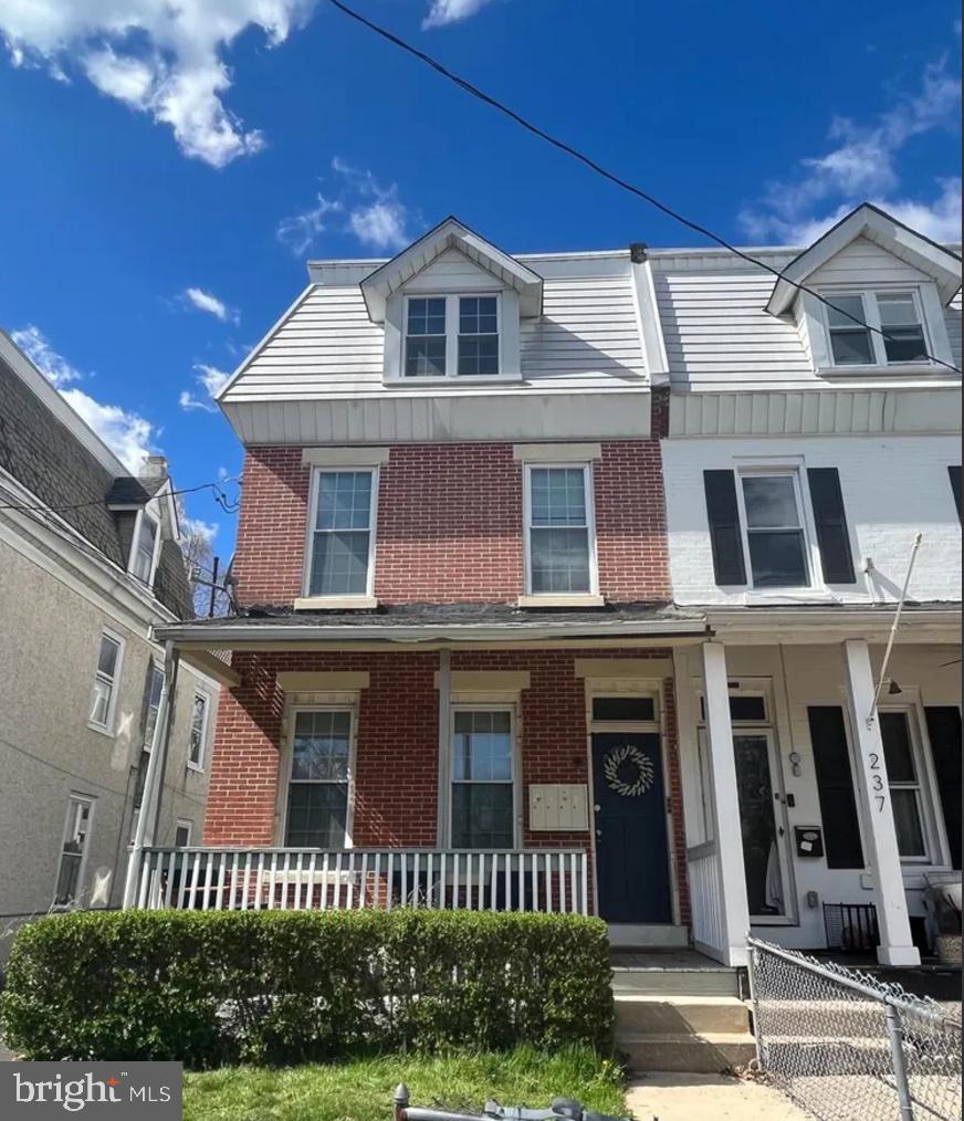 MANAYUNK - Residential Lease