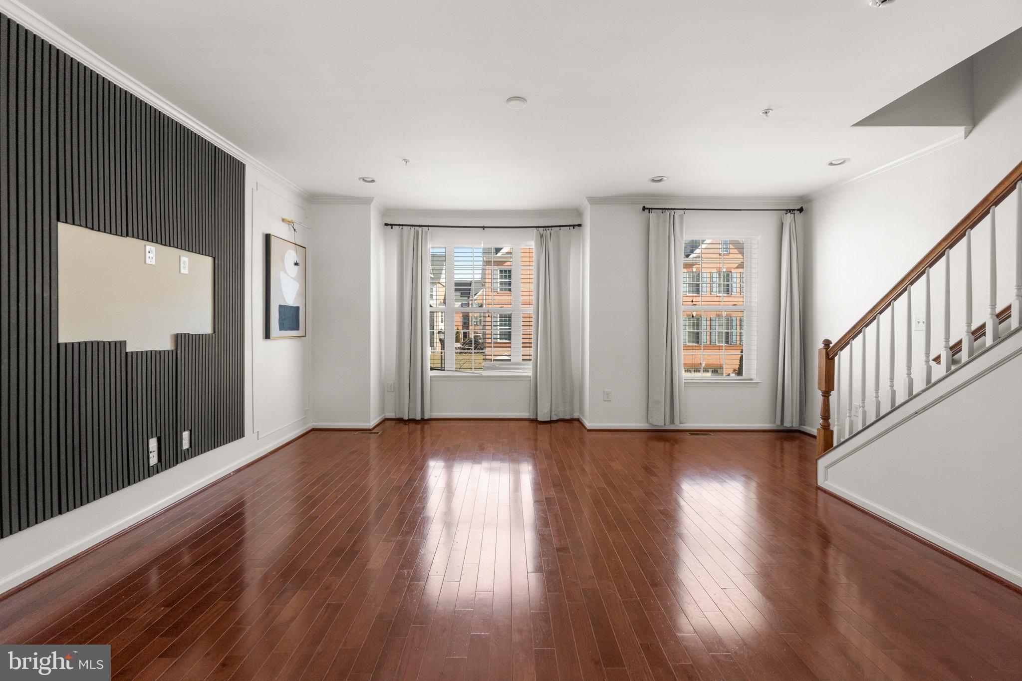 BLUE STREAM - Residential Lease