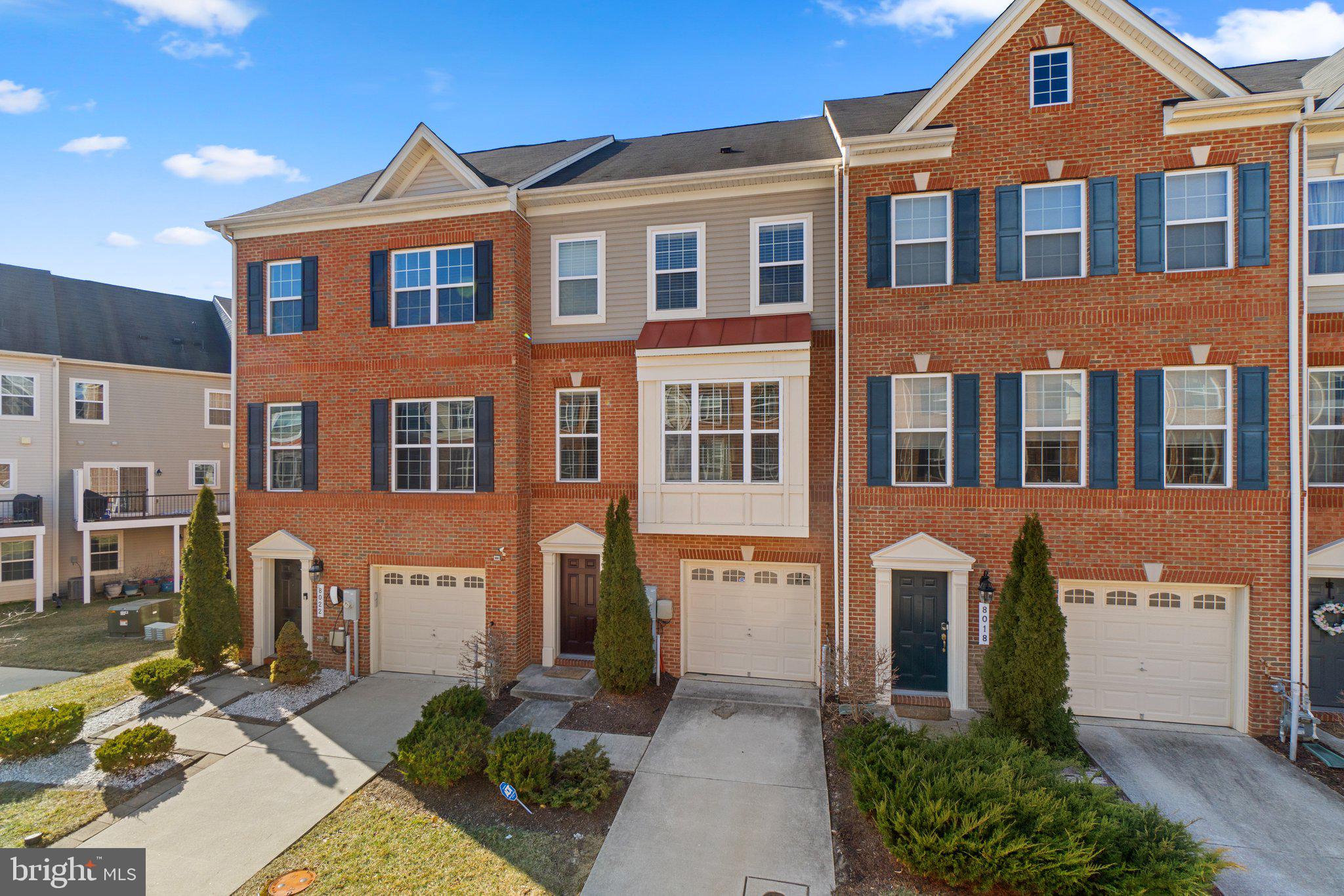 BLUE STREAM - Residential Lease