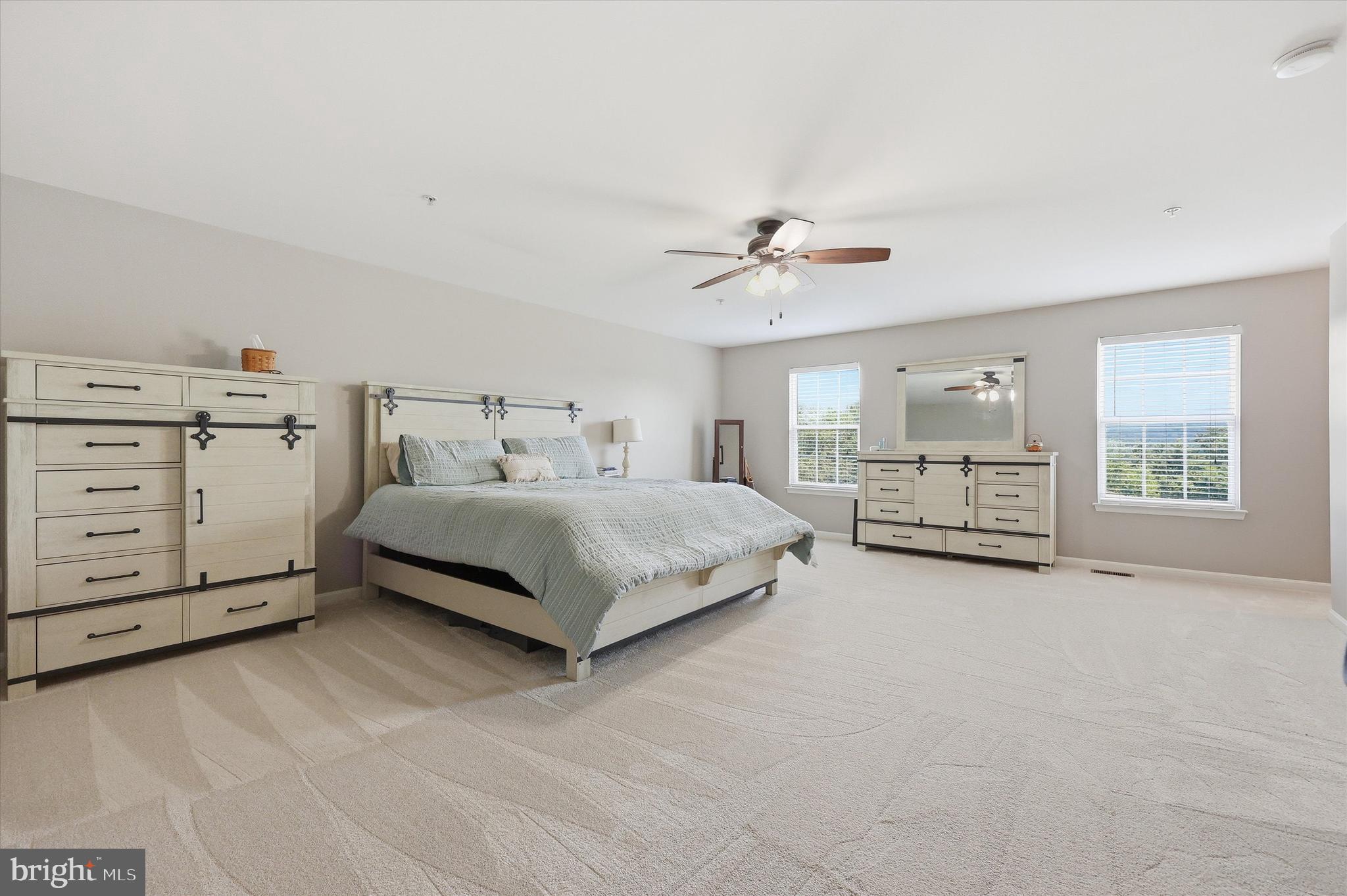 SABER RIDGE - Residential