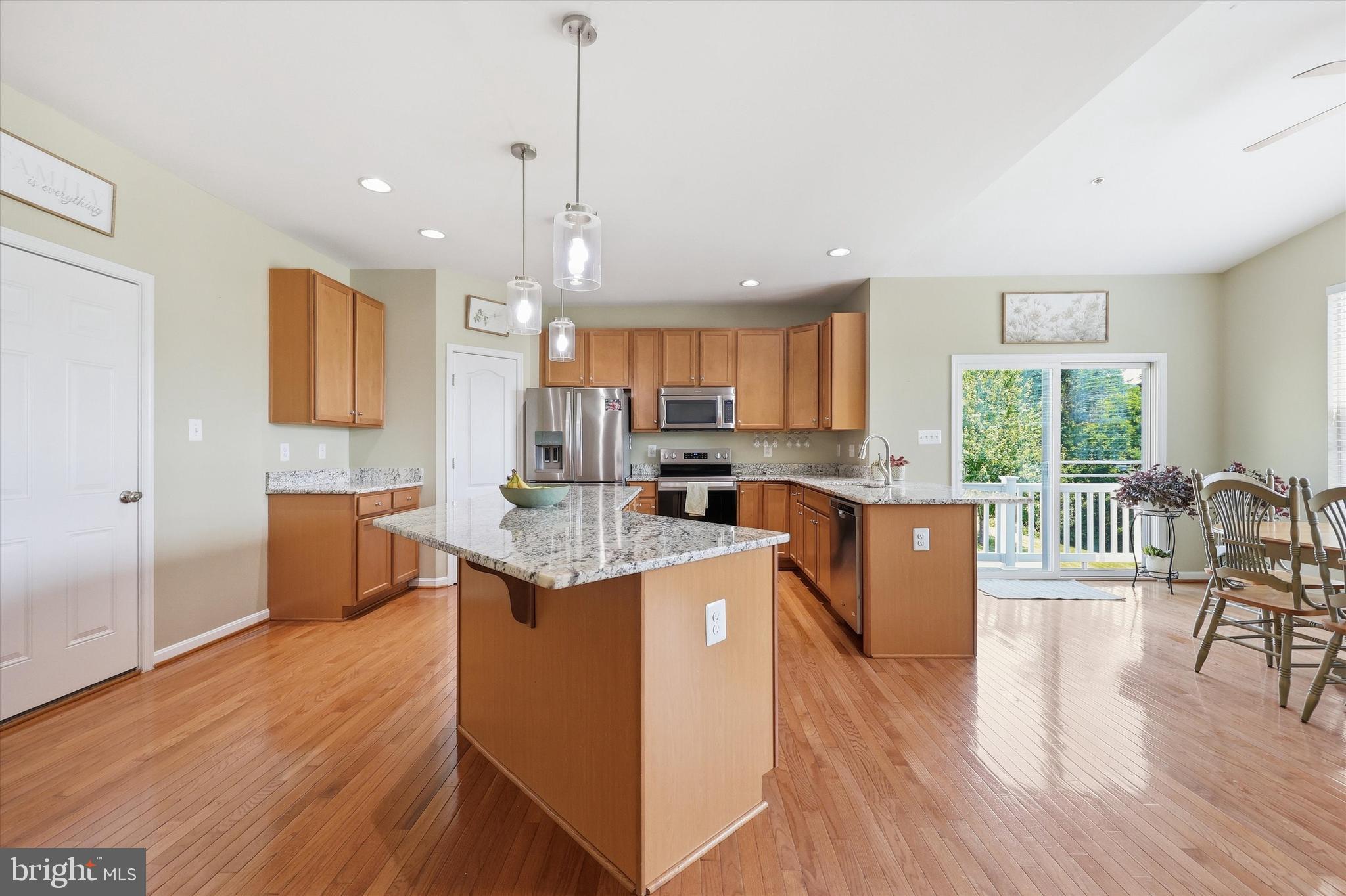SABER RIDGE - Residential