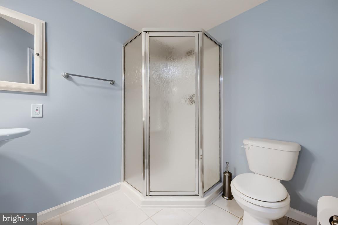 MIDDLEBURY - Residential