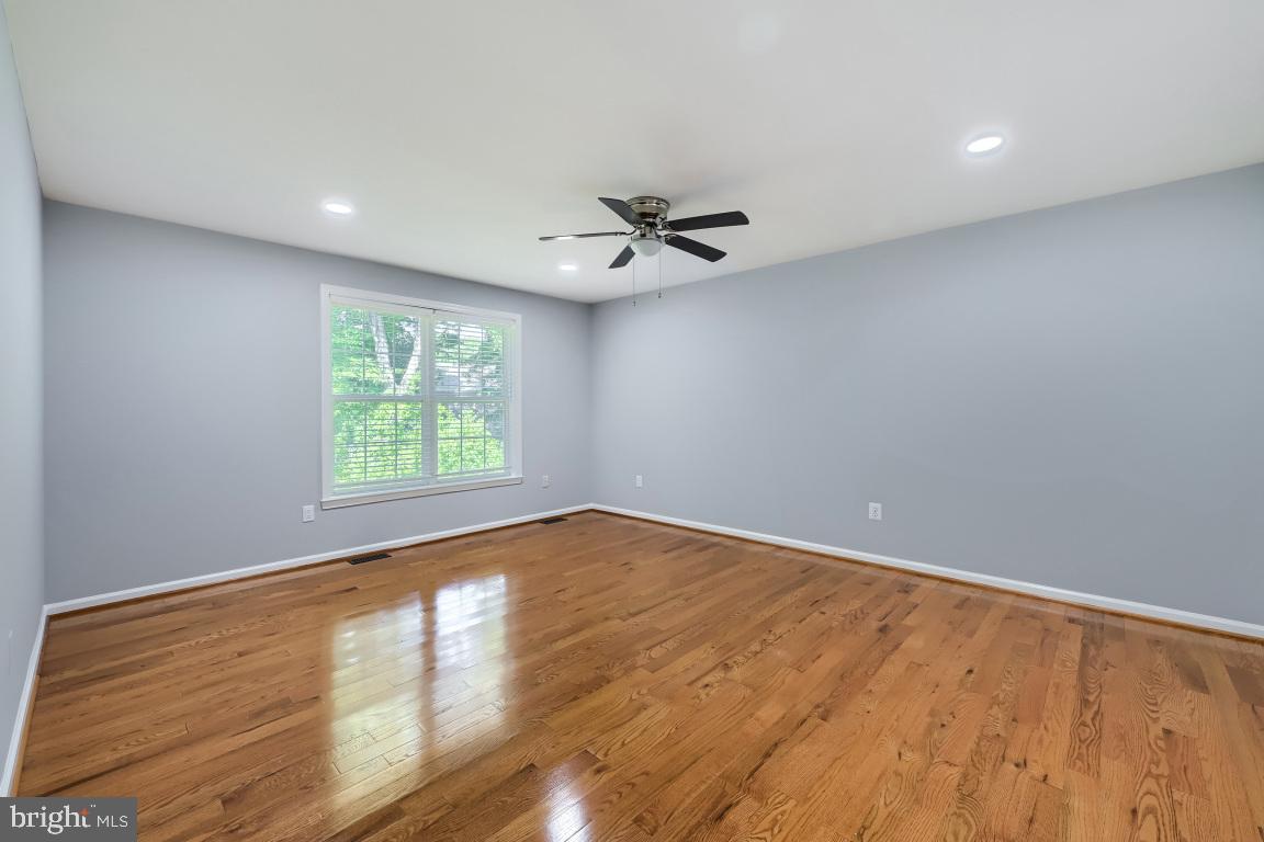 MIDDLEBURY - Residential