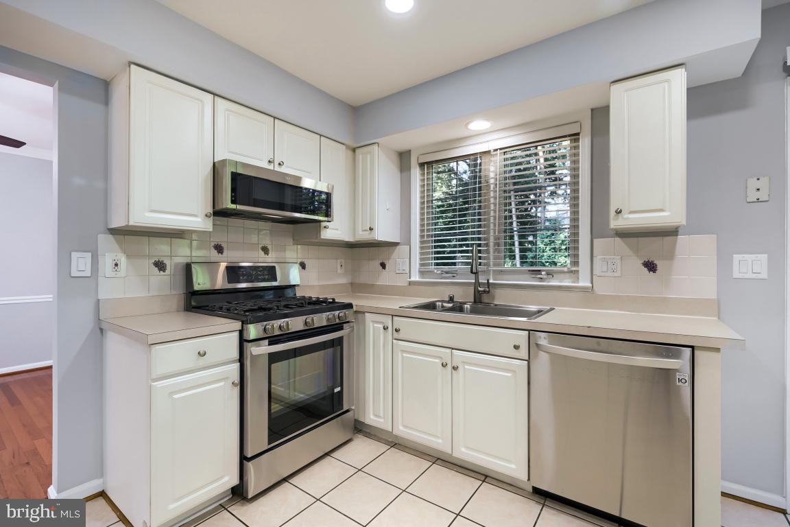 MIDDLEBURY - Residential