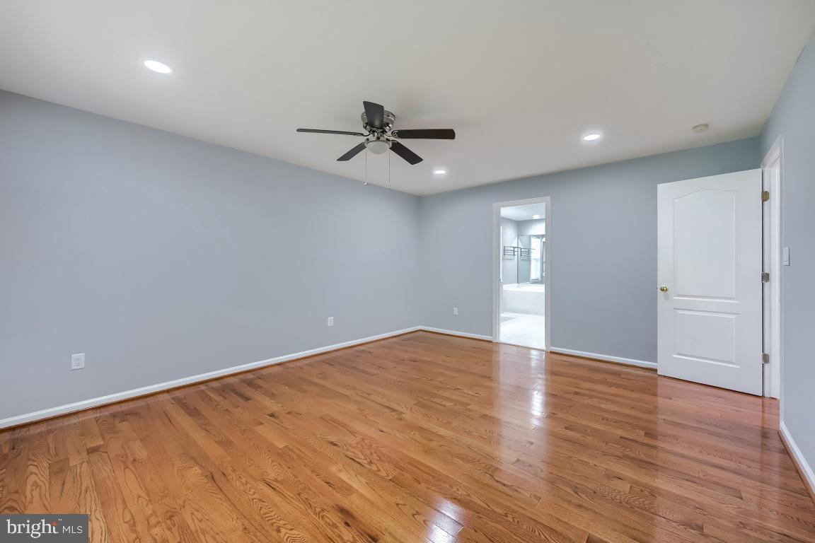MIDDLEBURY - Residential