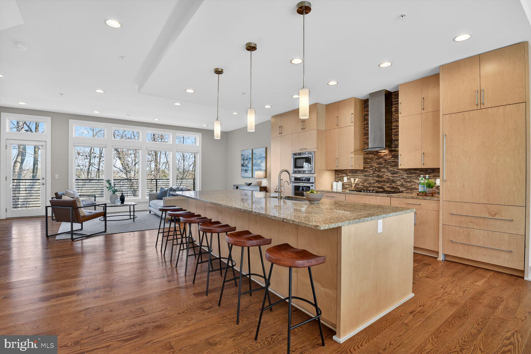 GROSVENOR HEIGHTS - Residential