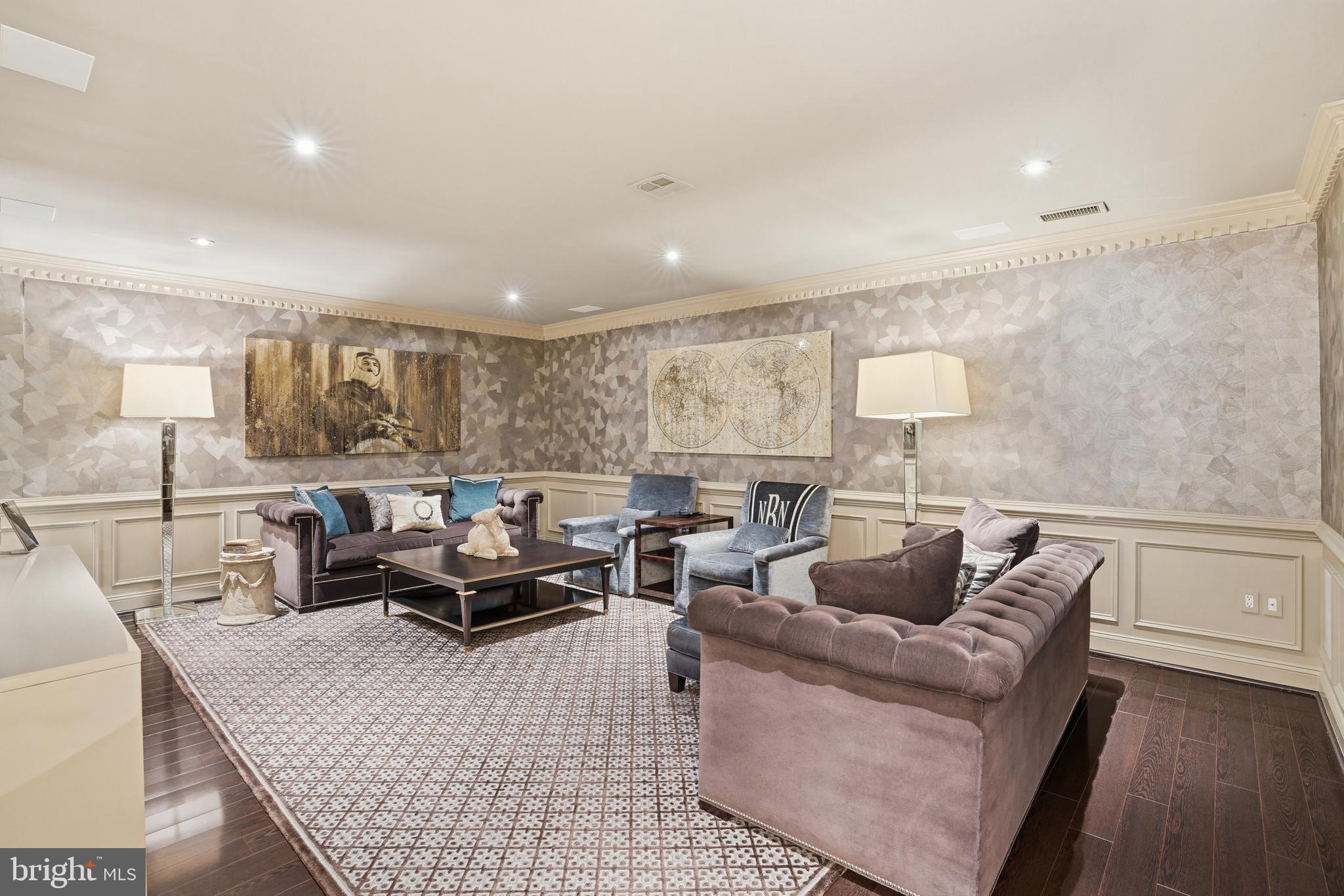 GOULDMAN ACRES - Residential