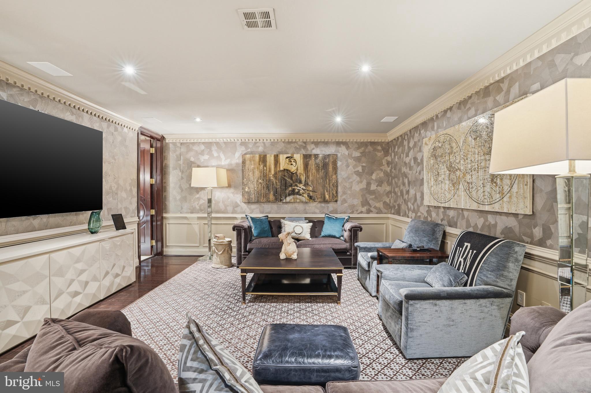 GOULDMAN ACRES - Residential