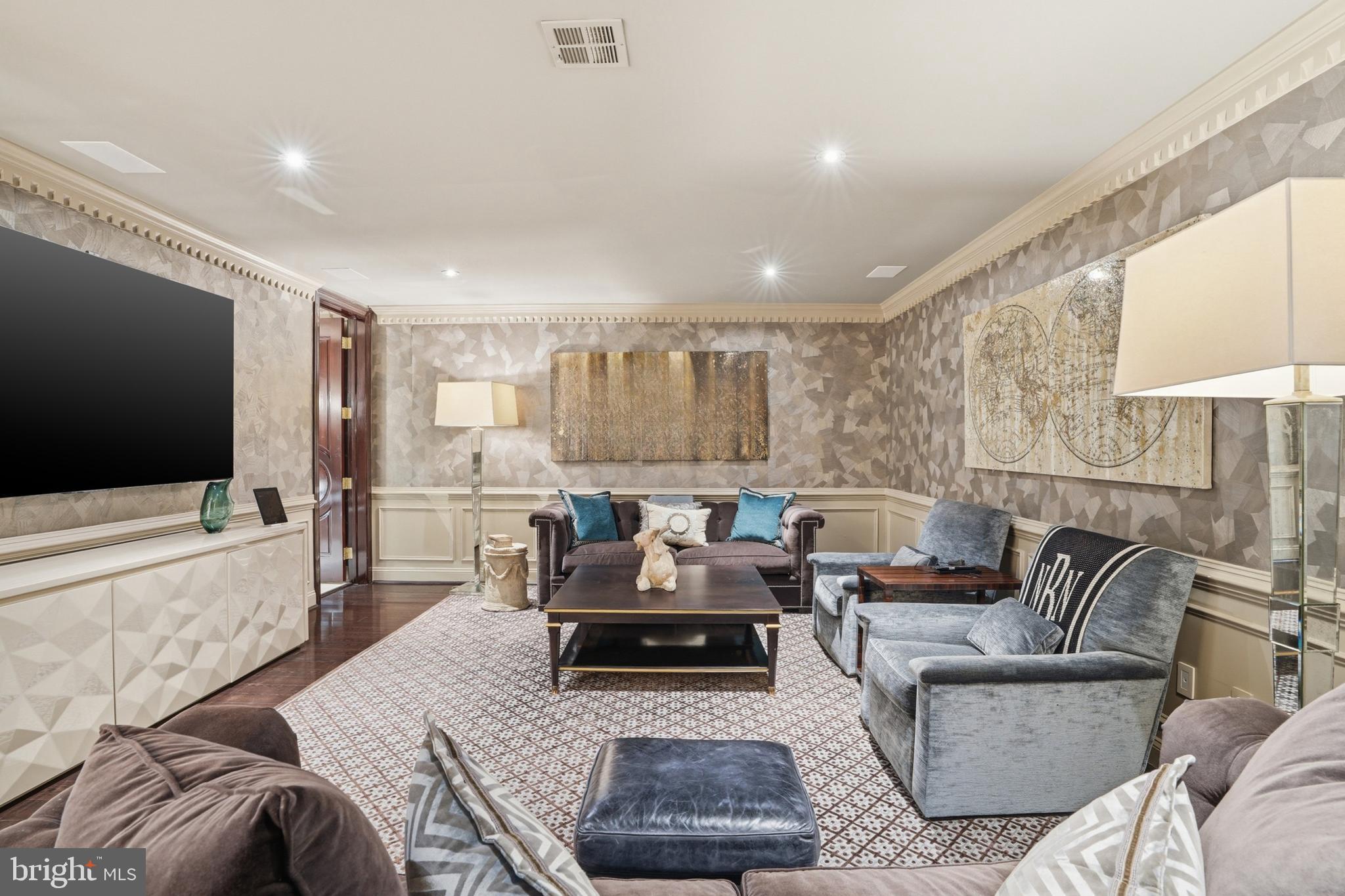 GOULDMAN ACRES - Residential