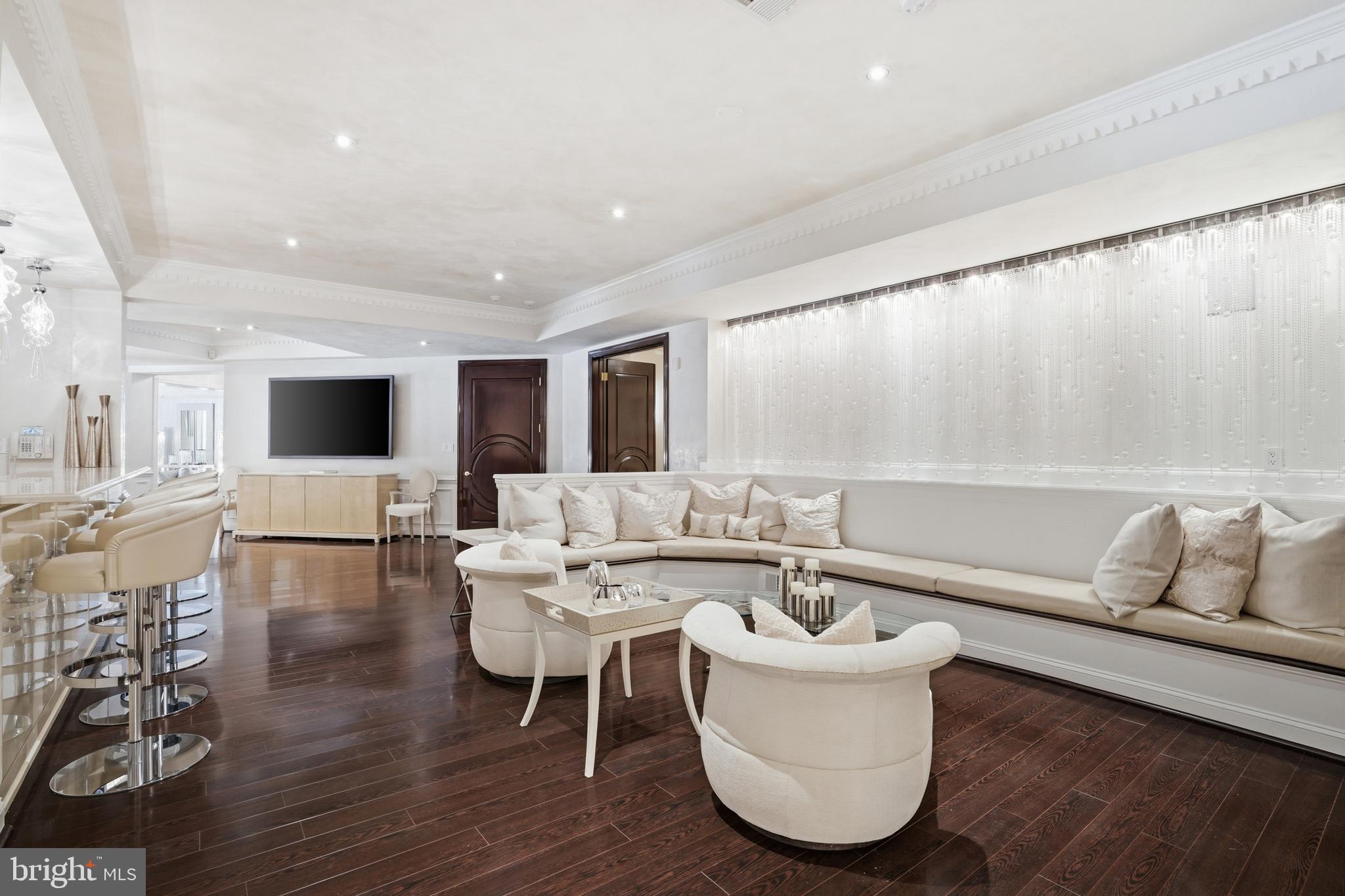 GOULDMAN ACRES - Residential