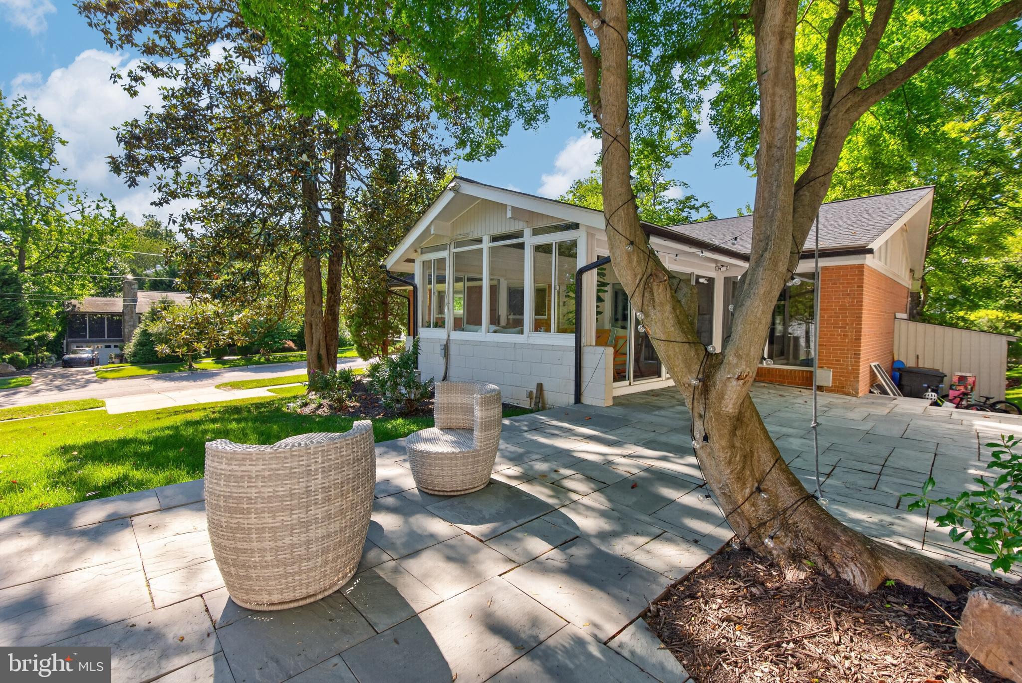 BANNOCKBURN ESTATES - Residential