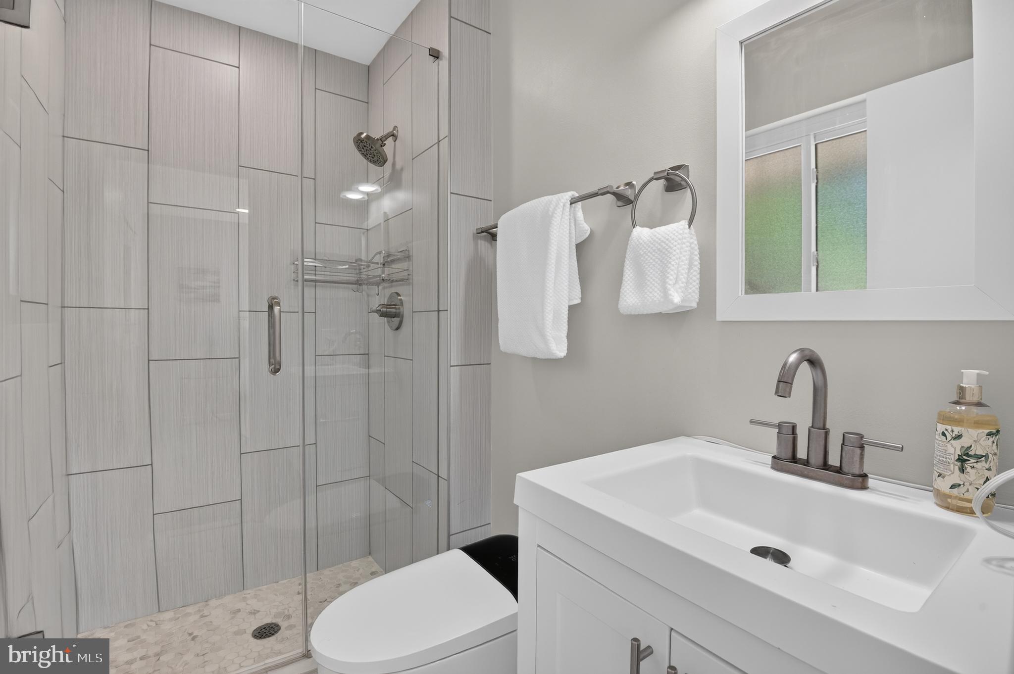 BANNOCKBURN ESTATES - Residential
