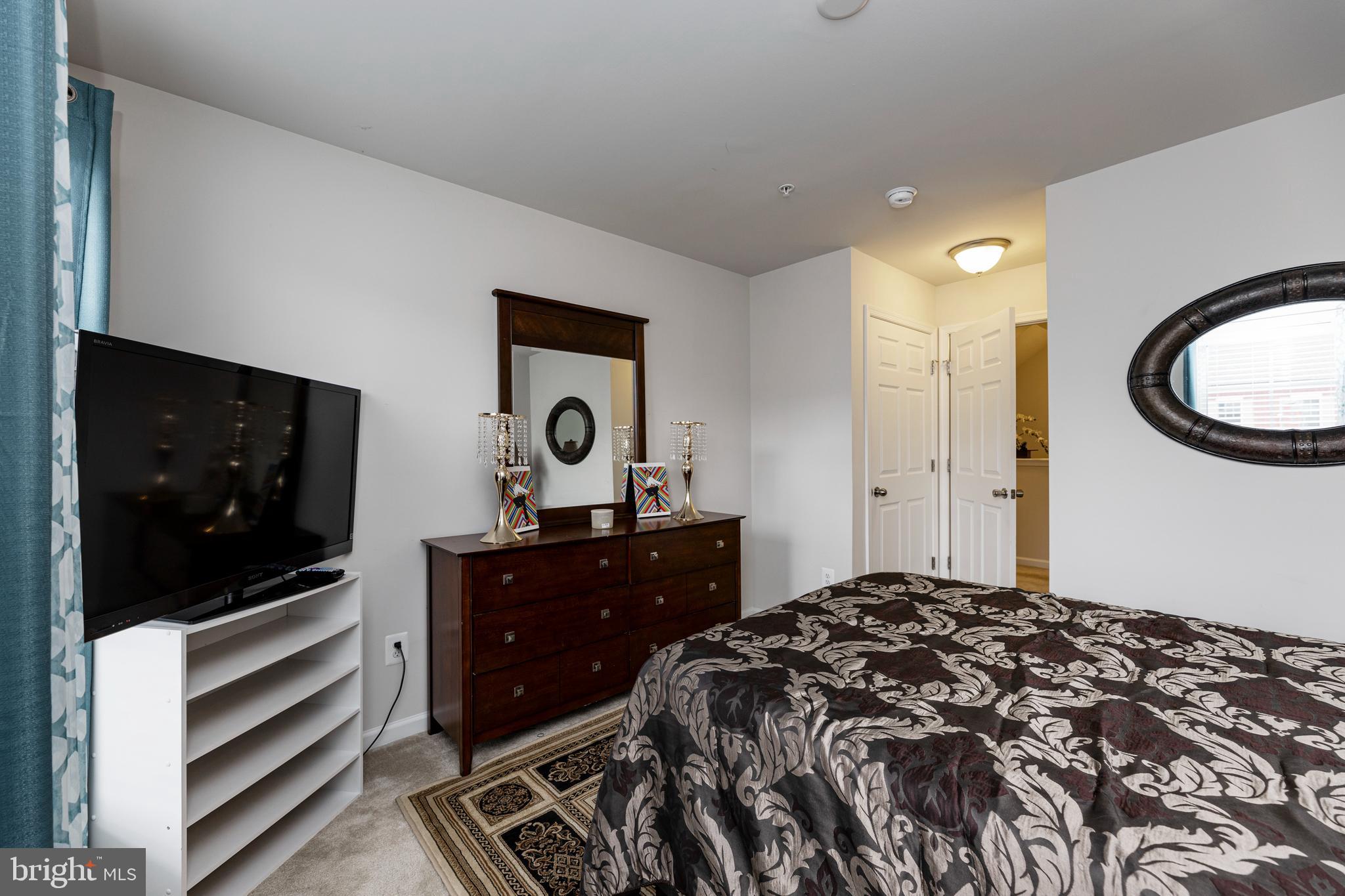 JEFFERSON PLACE - Residential