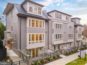 CHESTNUT HILL - Residential
