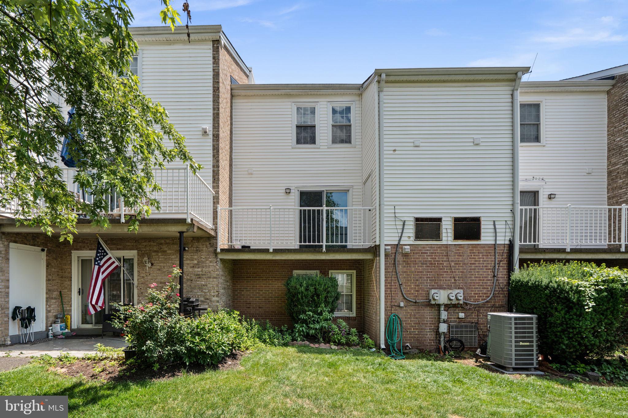 THE MEADOWS - Residential