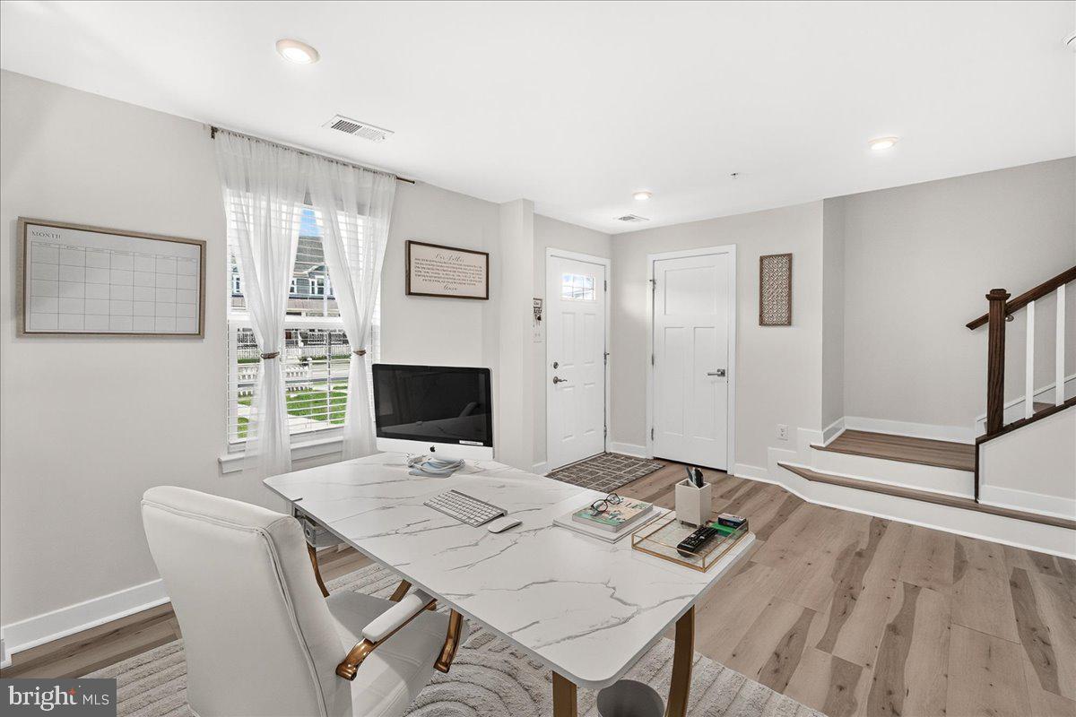 LANDSDALE - Residential