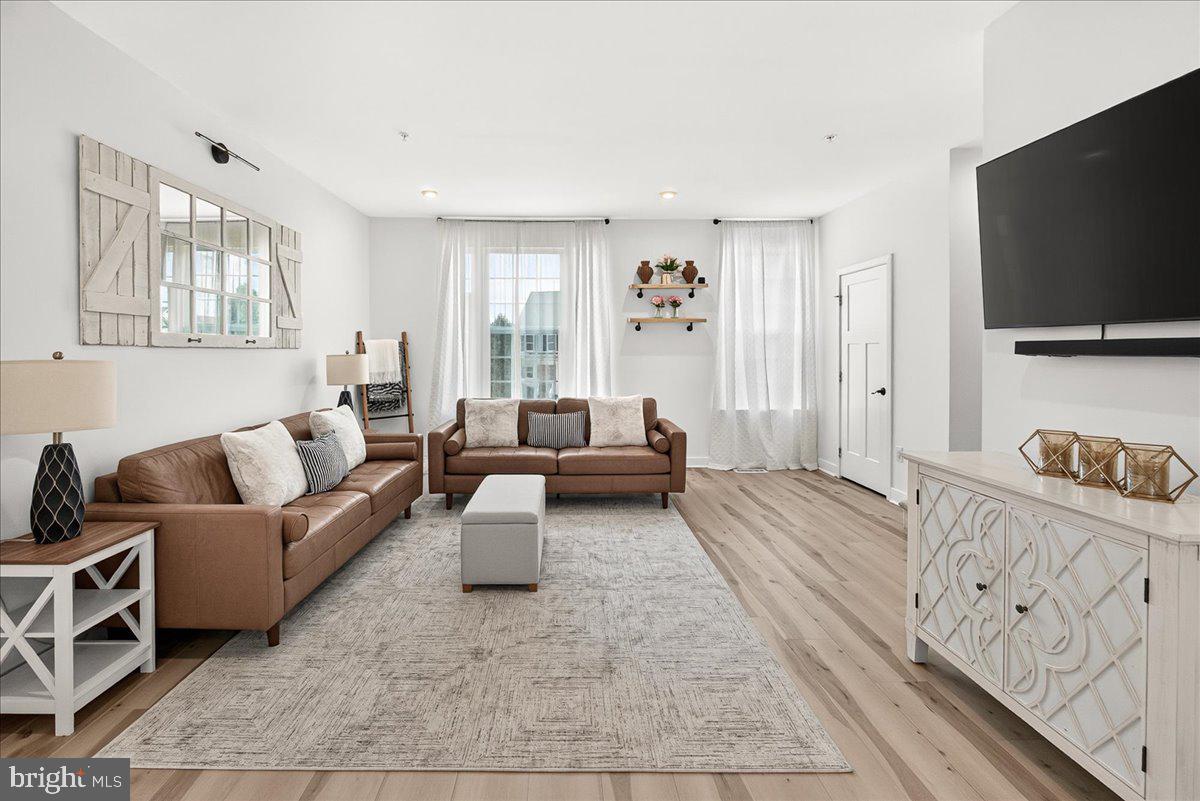 LANDSDALE - Residential