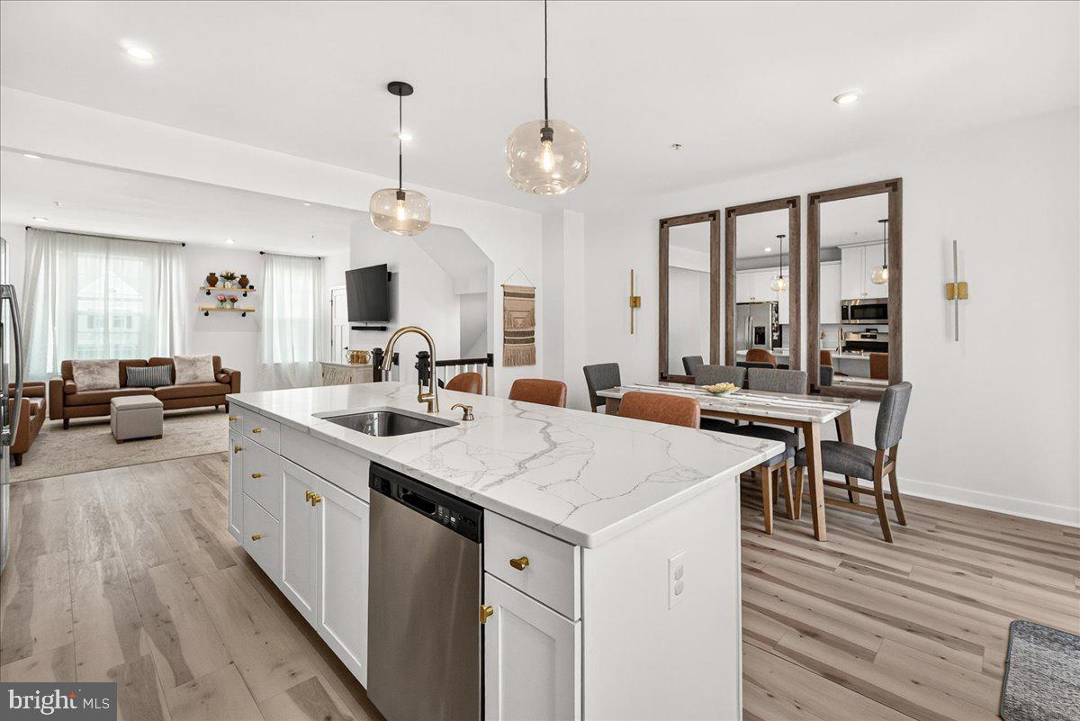 LANDSDALE - Residential