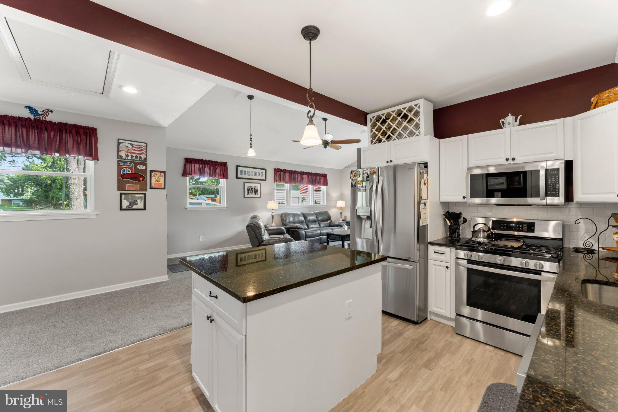 WILLOWBROOK - Residential