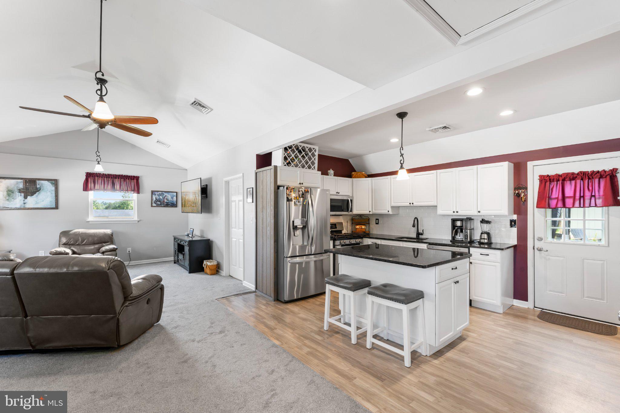 WILLOWBROOK - Residential