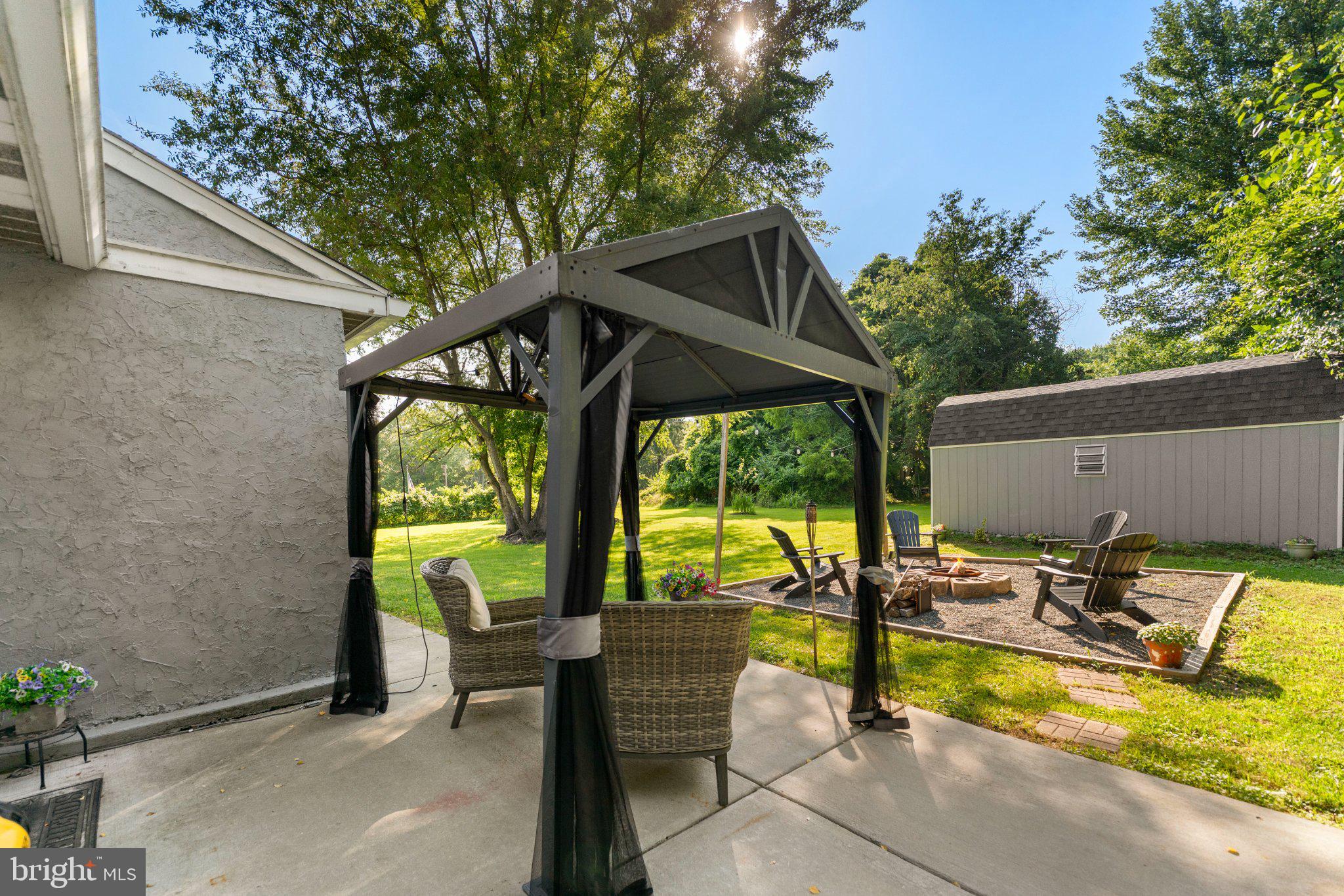 WILLOWBROOK - Residential