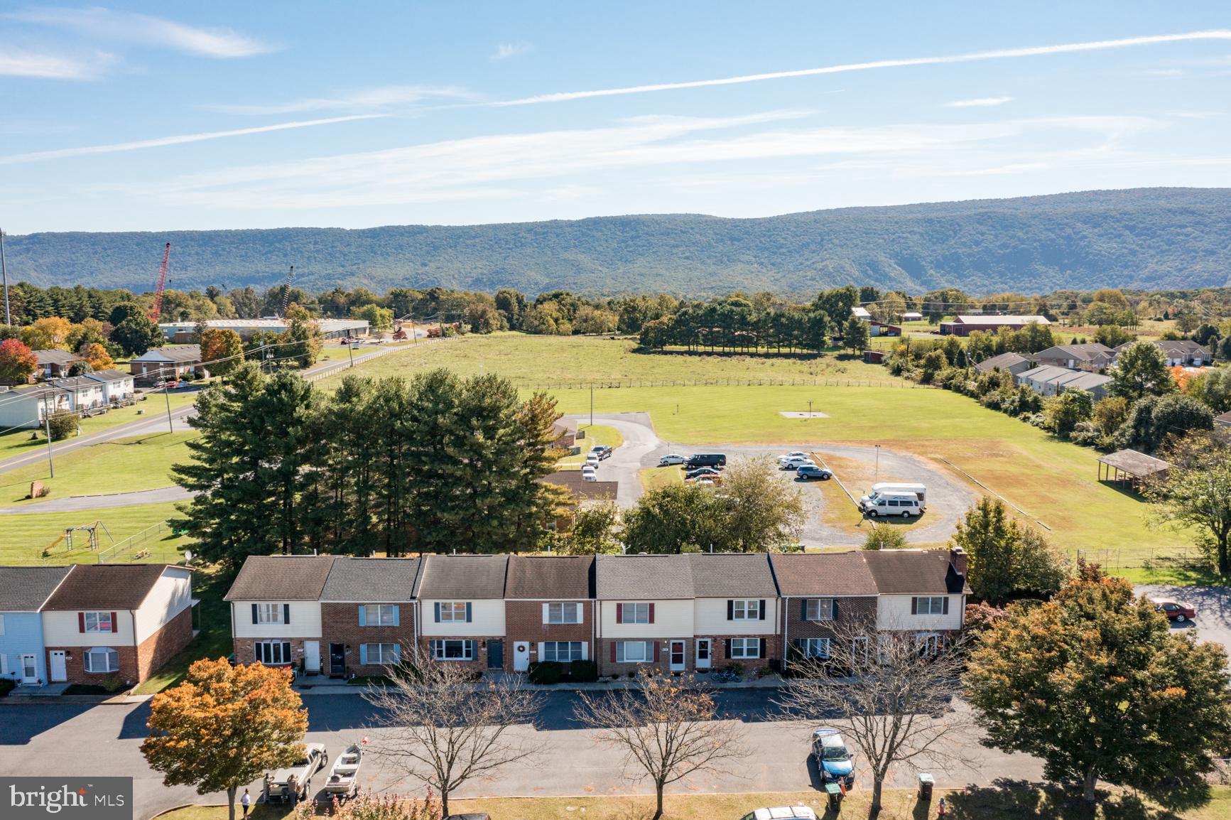 LAKEVIEW HEIGHTS - Residential Lease