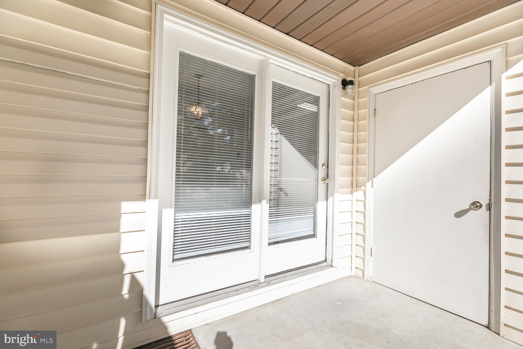 LAKEVIEW HEIGHTS - Residential Lease