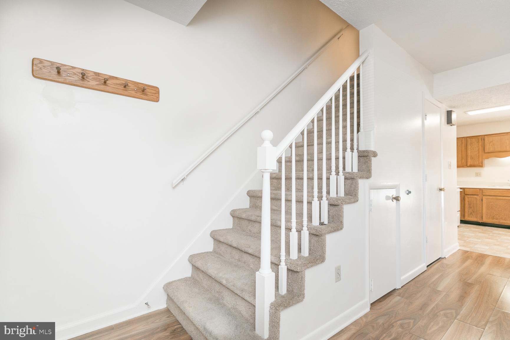 LAKEVIEW HEIGHTS - Residential Lease