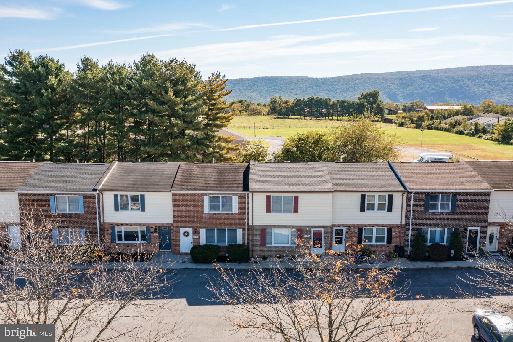 LAKEVIEW HEIGHTS - Residential Lease