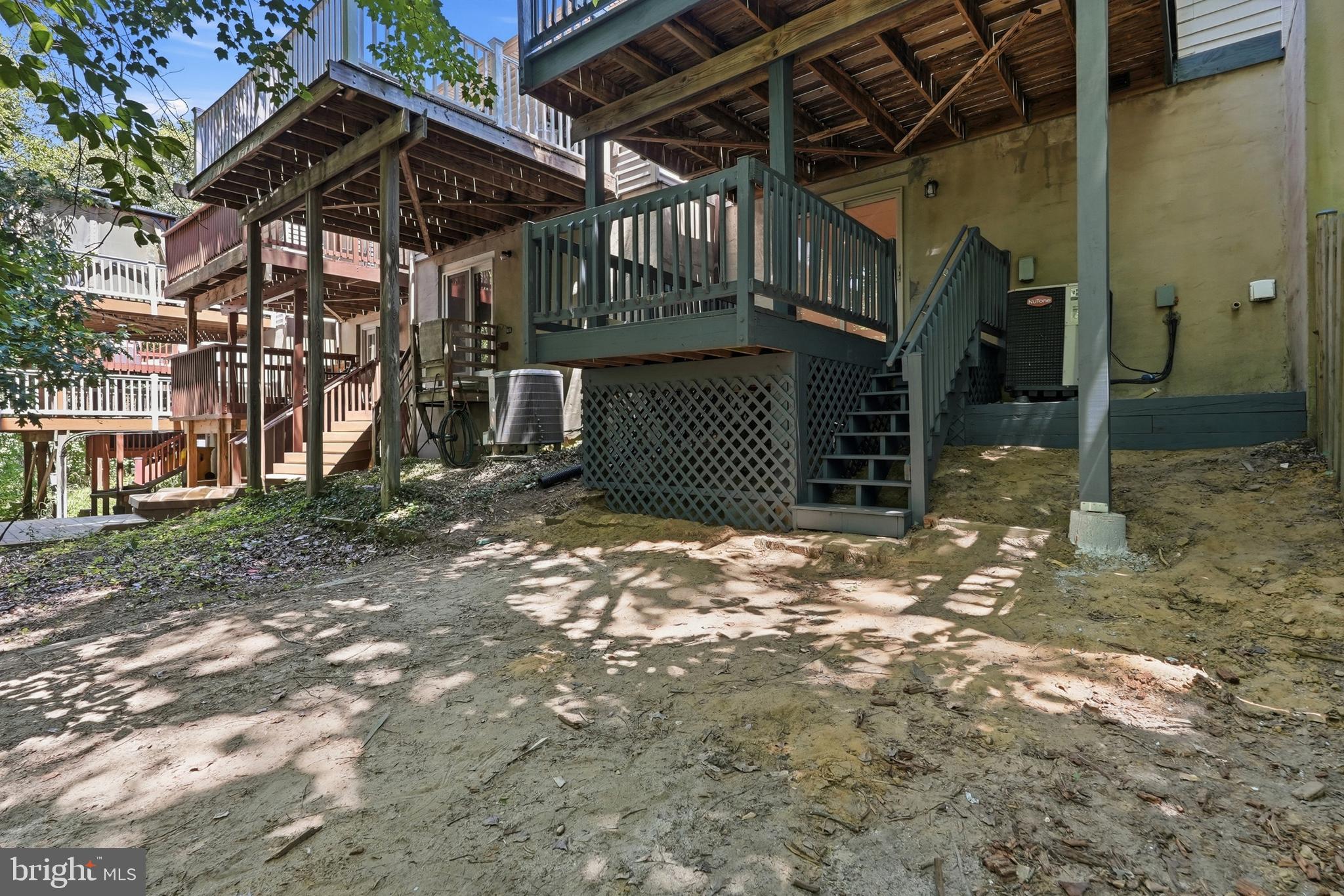 ULMSTEAD GARDENS - Residential