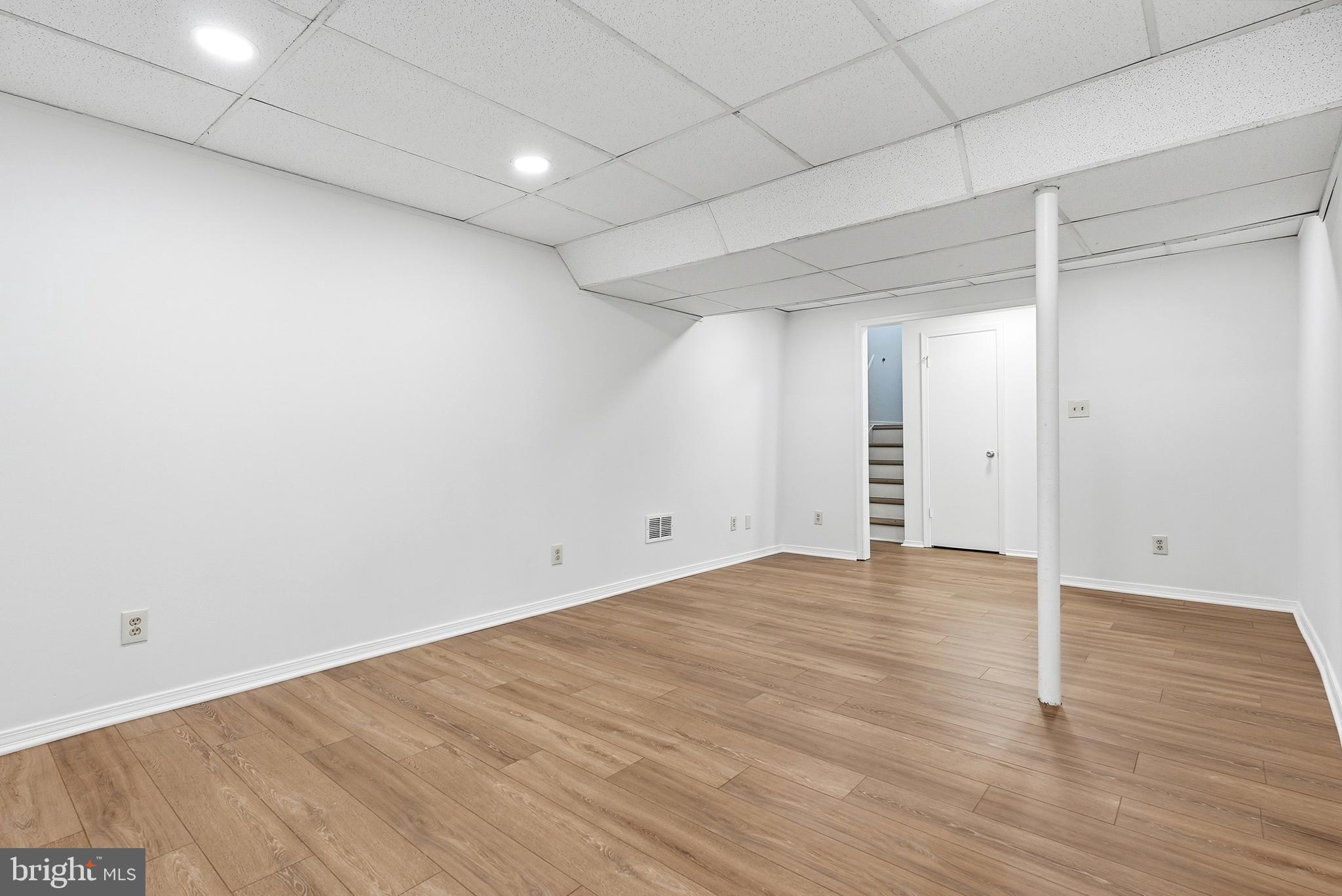 ULMSTEAD GARDENS - Residential
