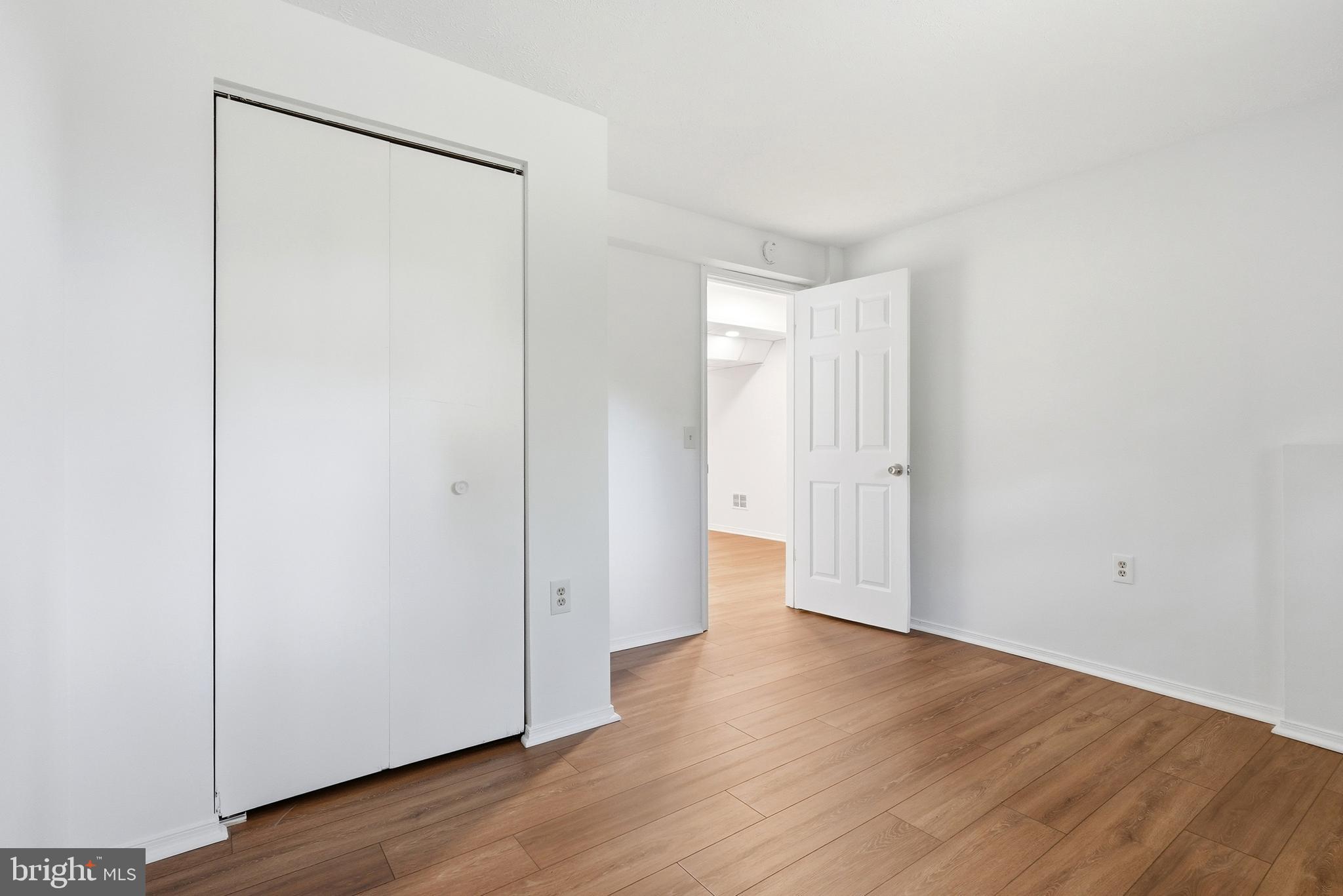 ULMSTEAD GARDENS - Residential