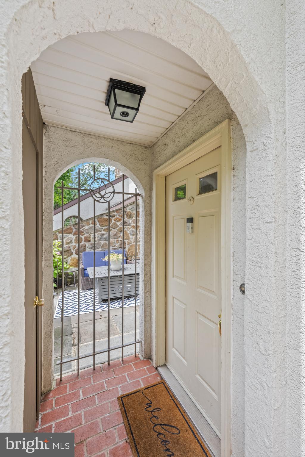 PINE CREST - Residential