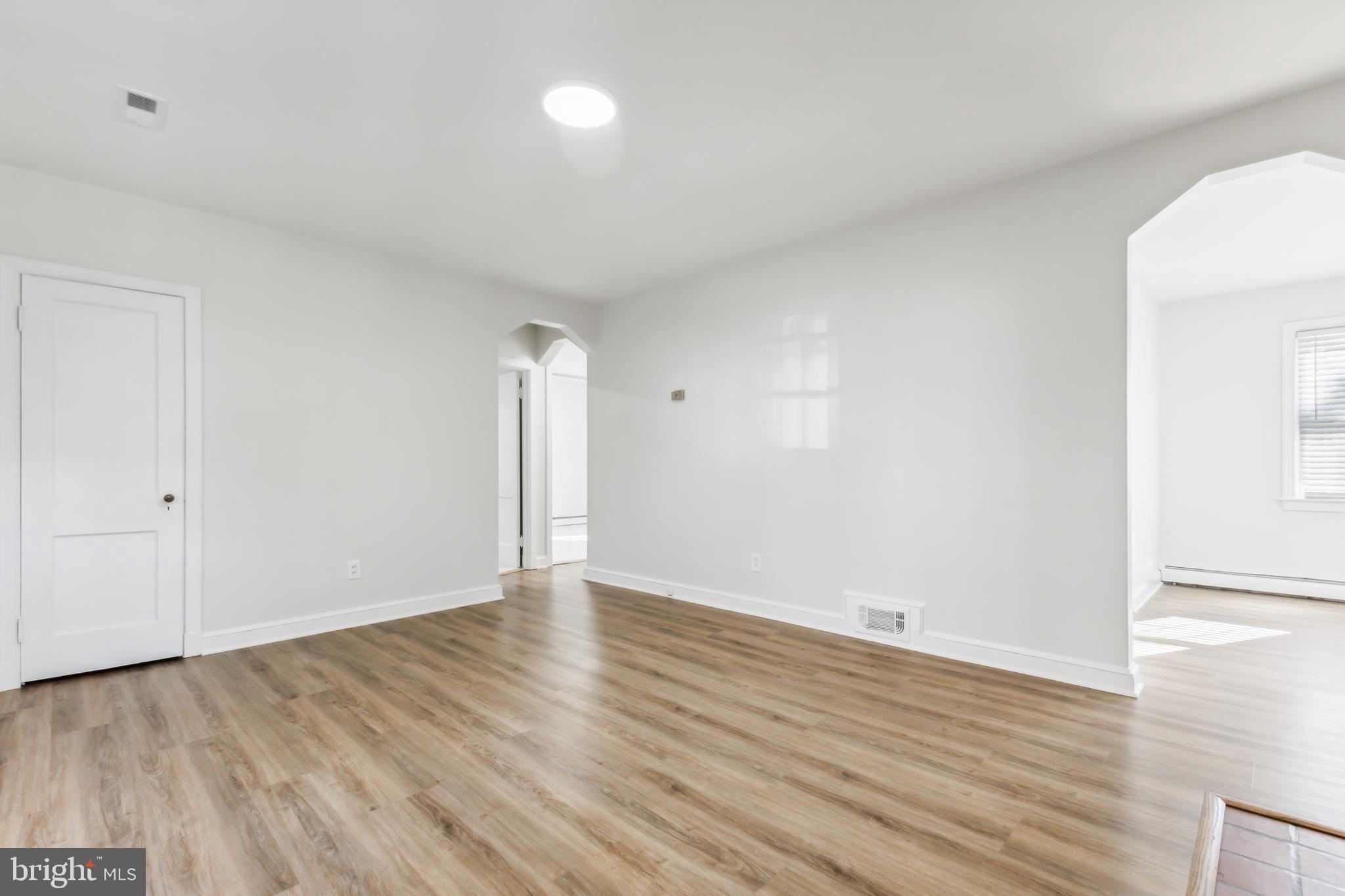 FALLS CHURCH CITY - Residential
