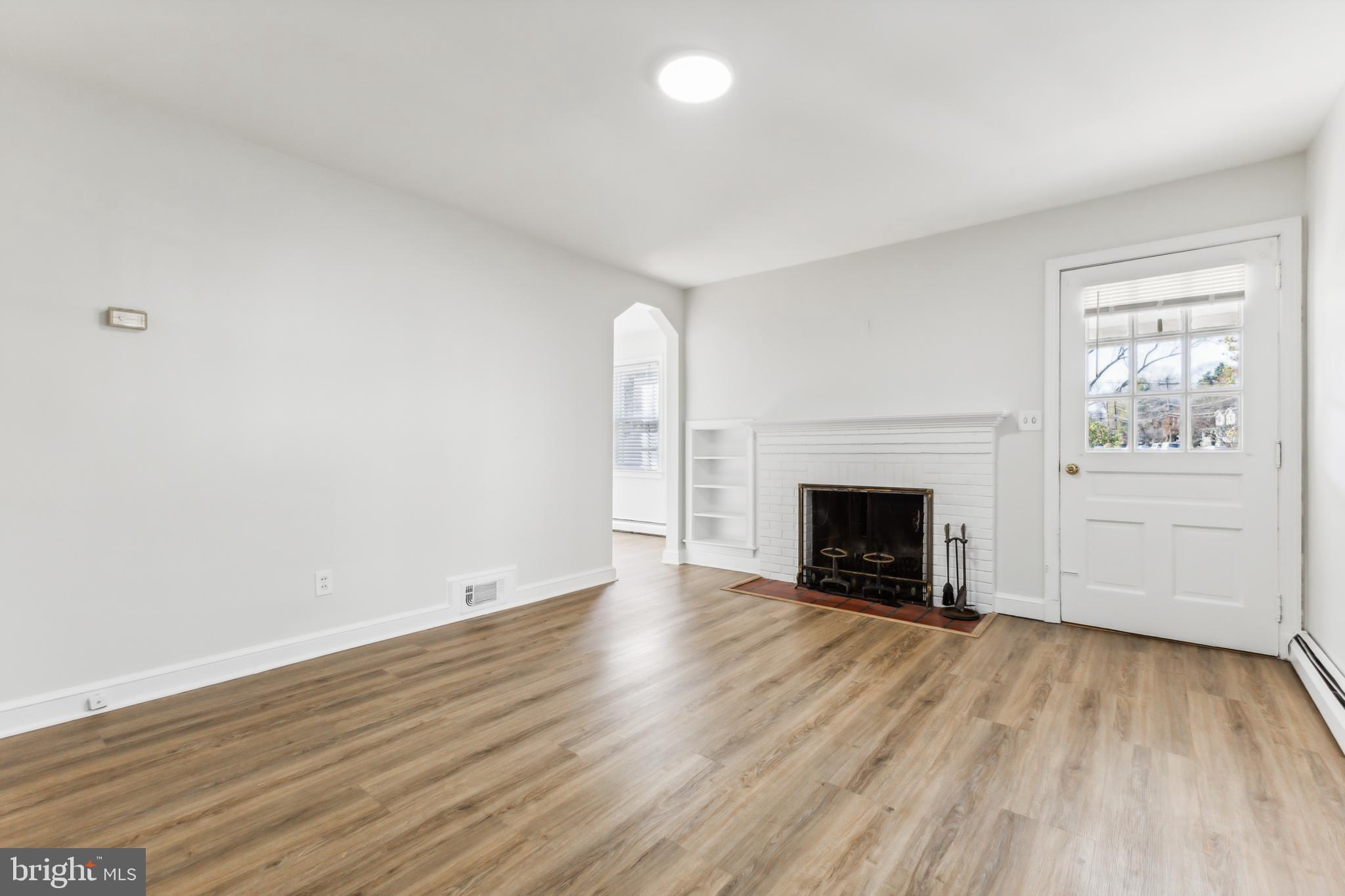 FALLS CHURCH CITY - Residential