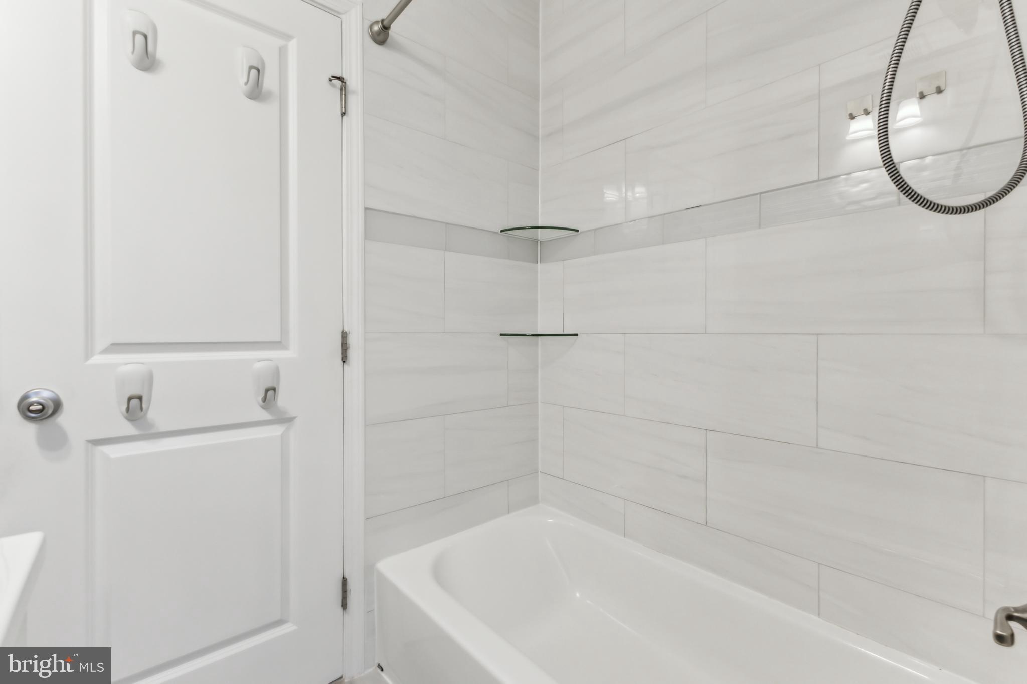FALLS CHURCH CITY - Residential
