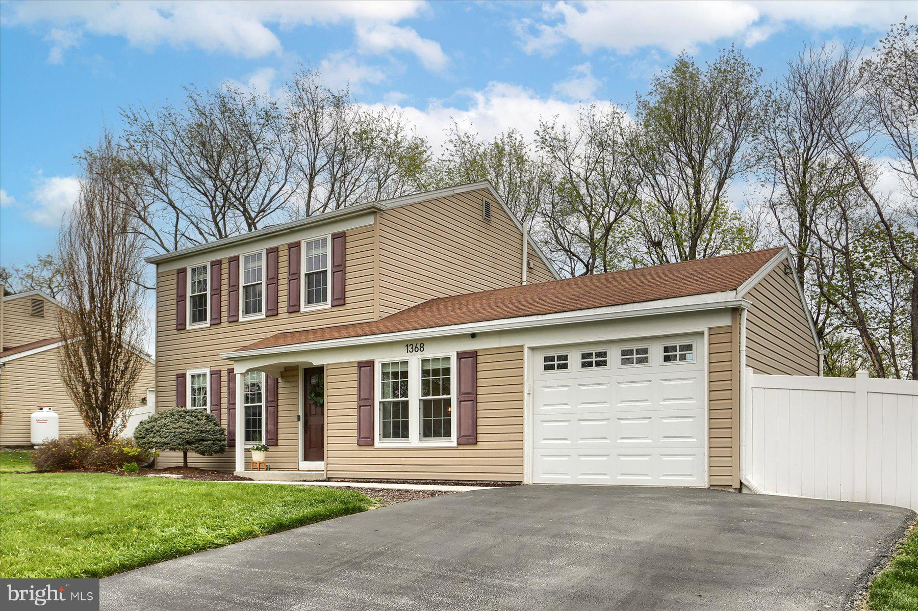CROOKED HILL FARMS - Residential