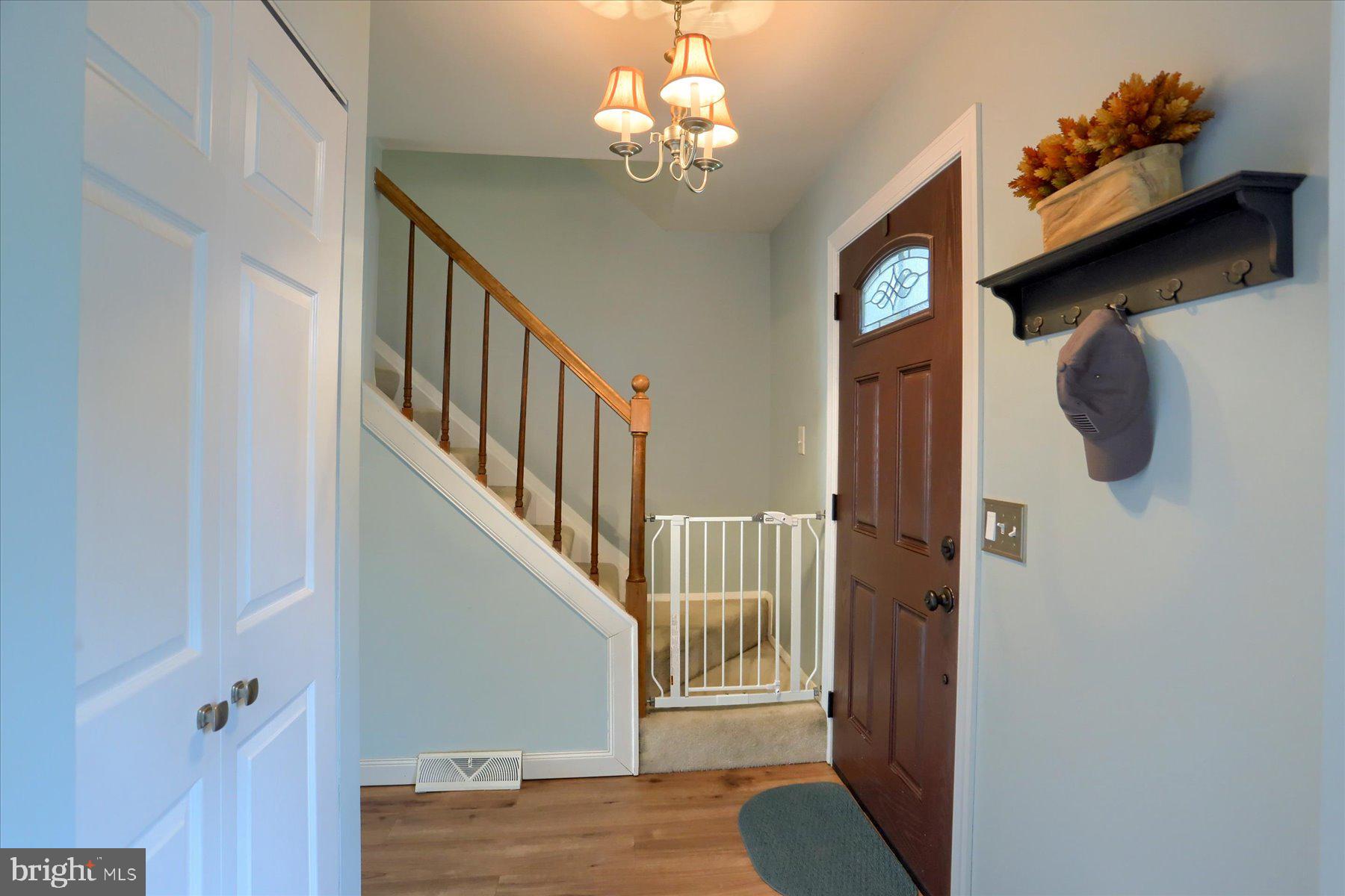 CROOKED HILL FARMS - Residential