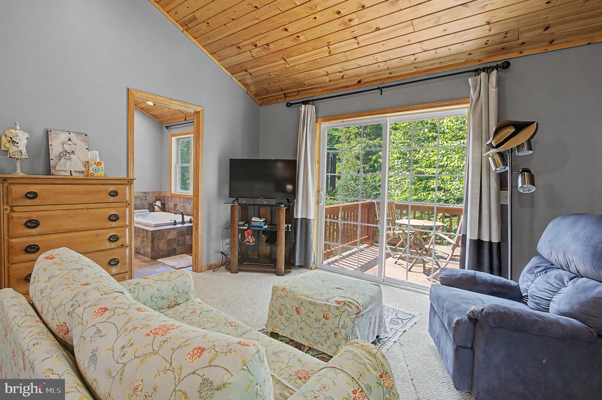 SWEET REWARDS FARM - Residential