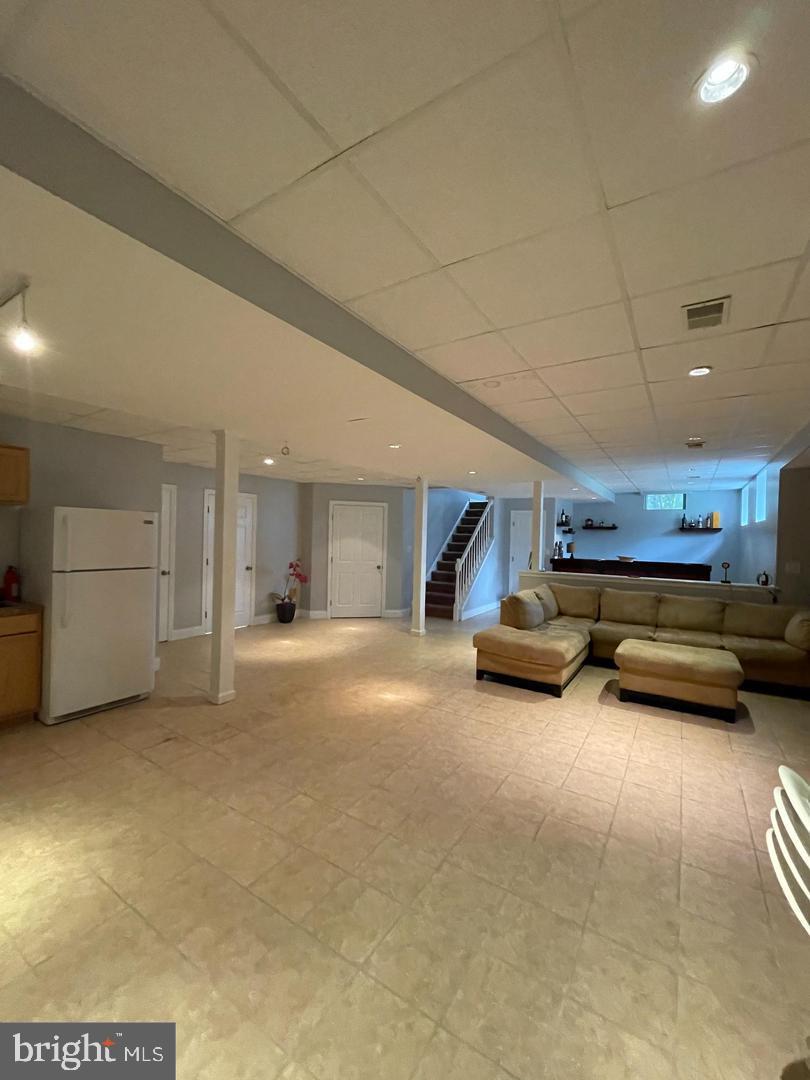 EAST NOTTINGHAM TW - Residential
